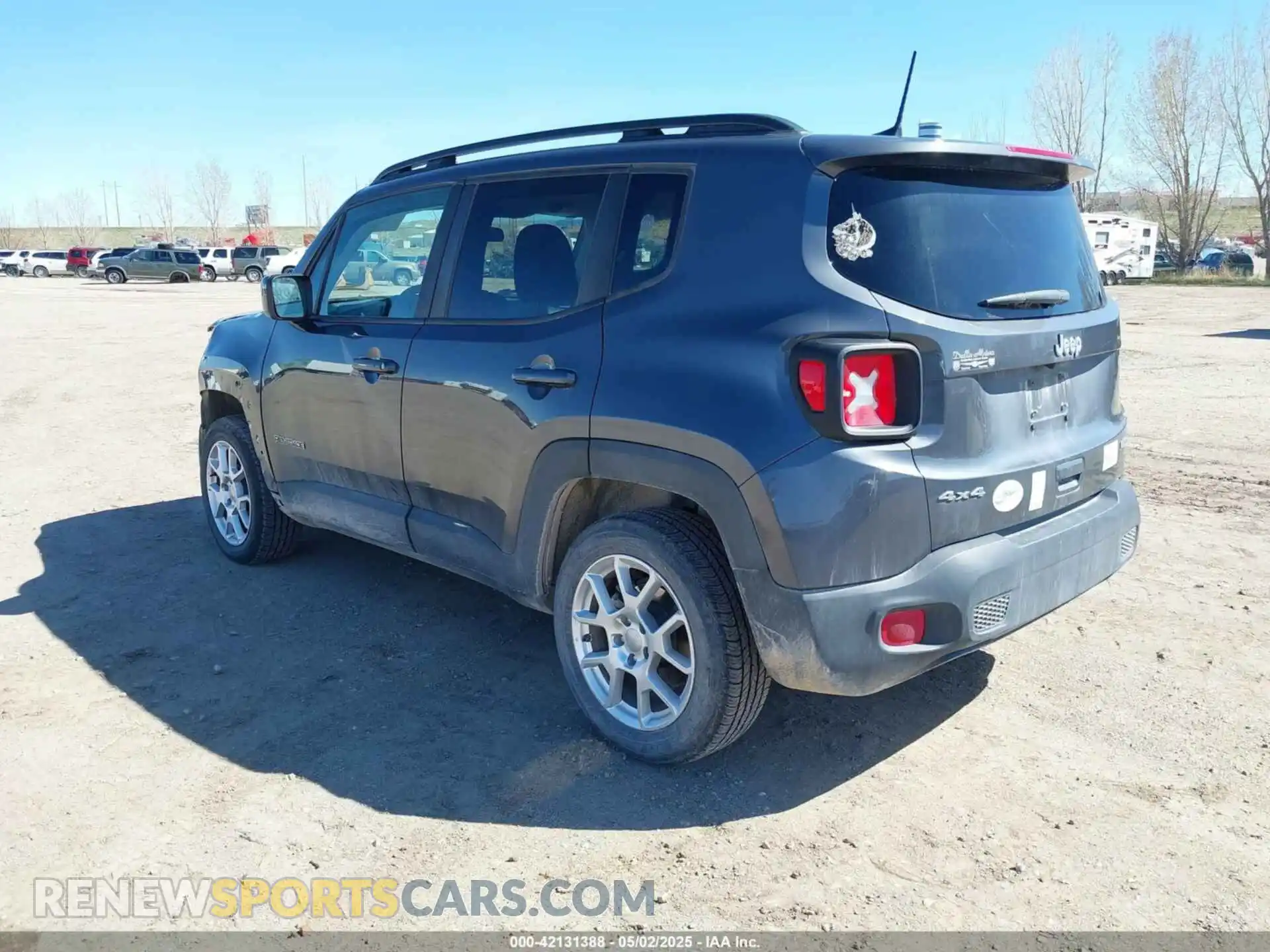 3 Photograph of a damaged car ZACNJDBB3MPN36642 JEEP RENEGADE 2021