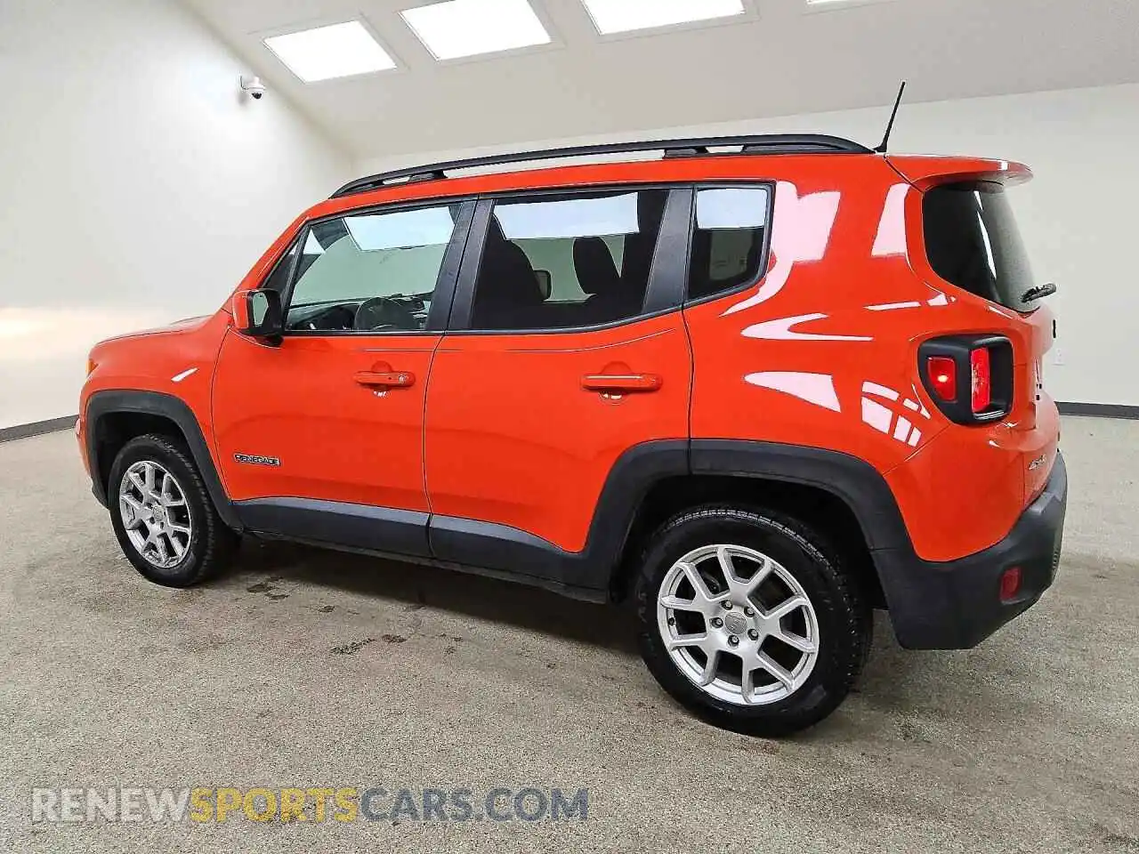 2 Photograph of a damaged car ZACNJDBB6MPM45106 JEEP RENEGADE 2021
