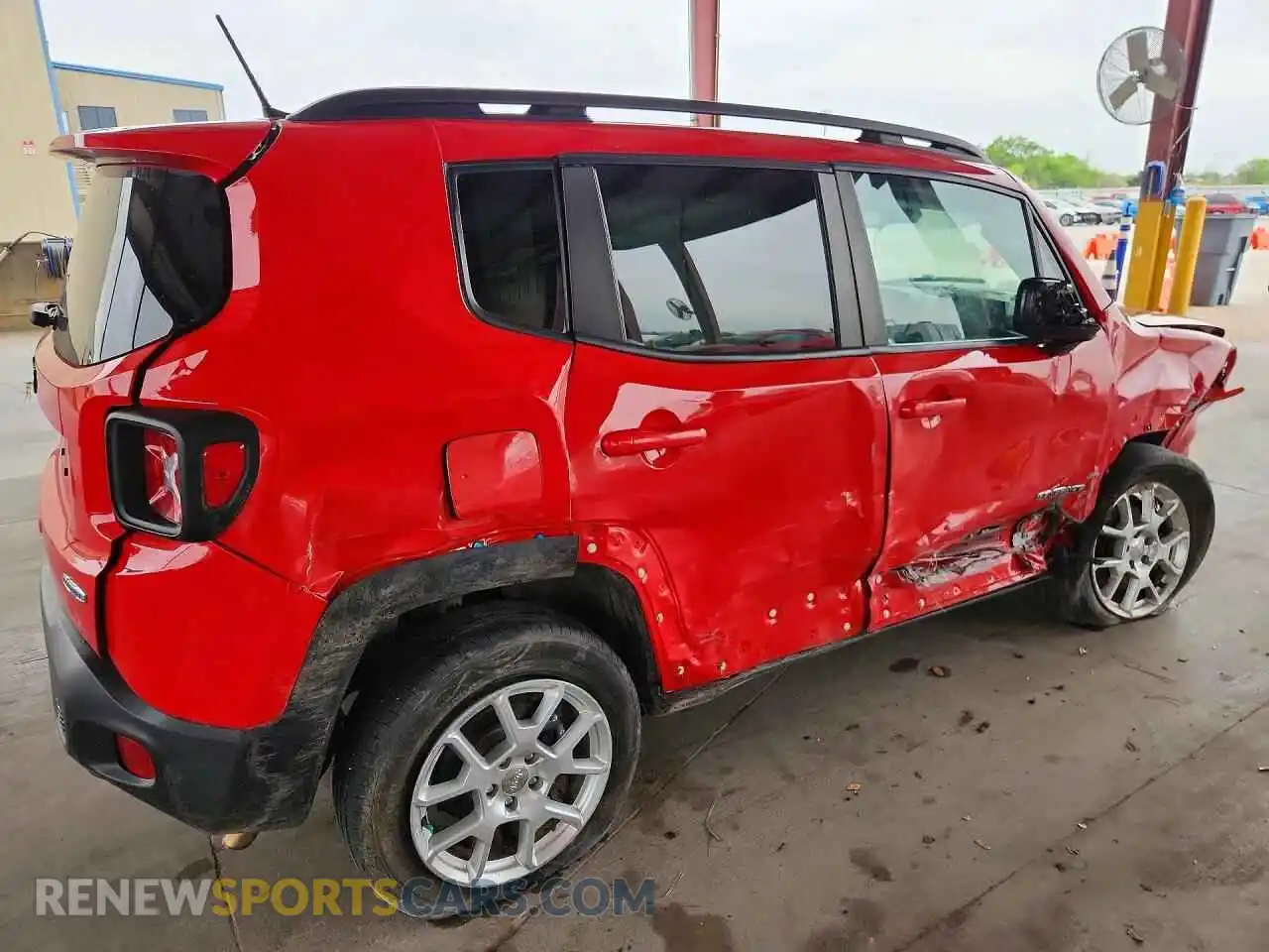3 Photograph of a damaged car ZACNJDBB7MPN34036 JEEP RENEGADE 2021