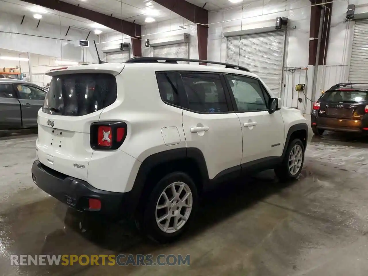 3 Photograph of a damaged car ZACNJDBB8MPN32506 JEEP RENEGADE 2021