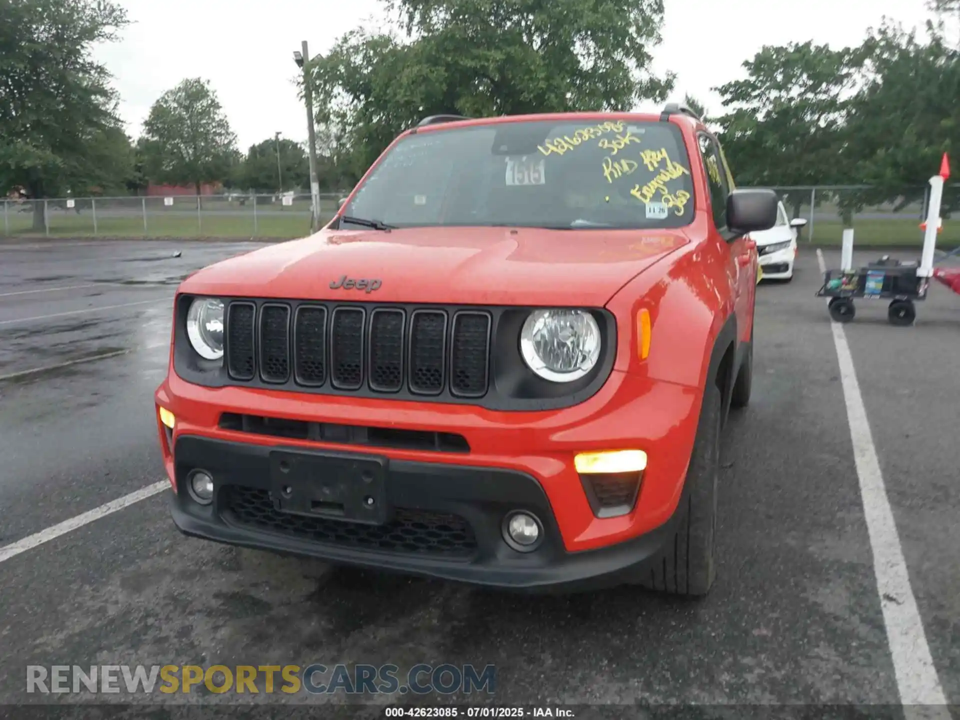 2 Photograph of a damaged car ZACNJDBB9MPN14886 JEEP RENEGADE 2021