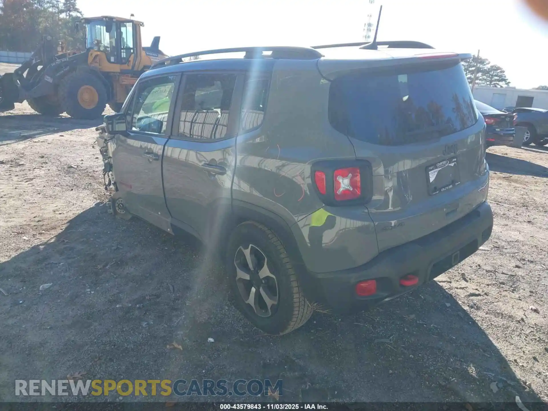 3 Photograph of a damaged car ZACNJDC12MPN00950 JEEP RENEGADE 2021
