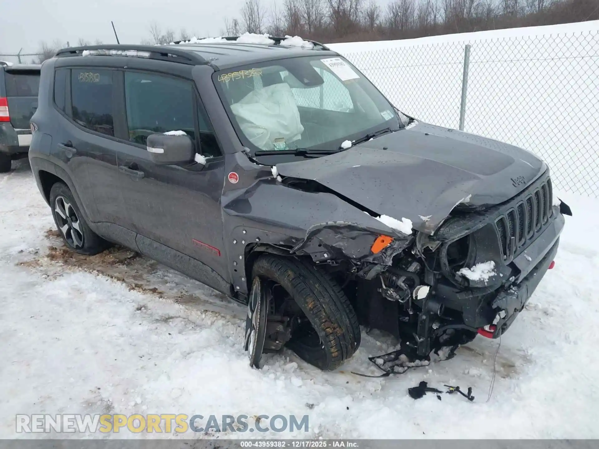 1 Photograph of a damaged car ZACNJDC13MPM94818 JEEP RENEGADE 2021