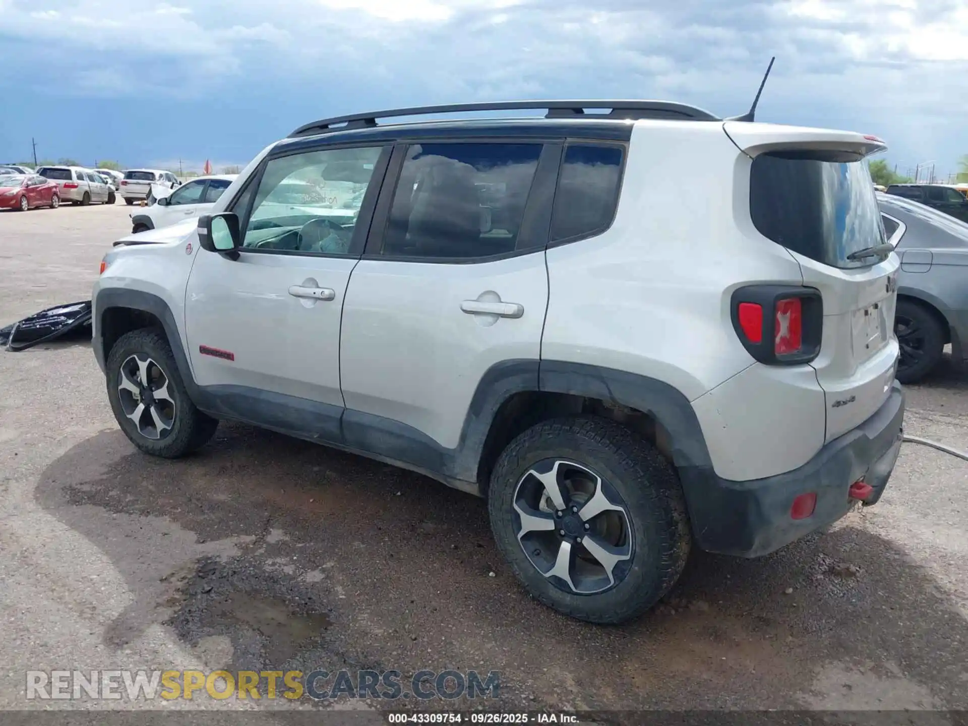 3 Photograph of a damaged car ZACNJDC17MPM95762 JEEP RENEGADE 2021