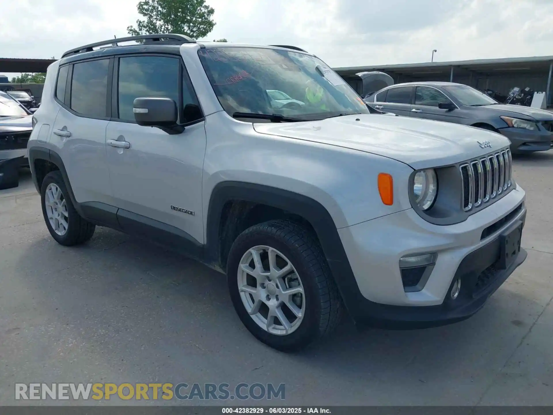 1 Photograph of a damaged car ZACNJDD10MPN29300 JEEP RENEGADE 2021