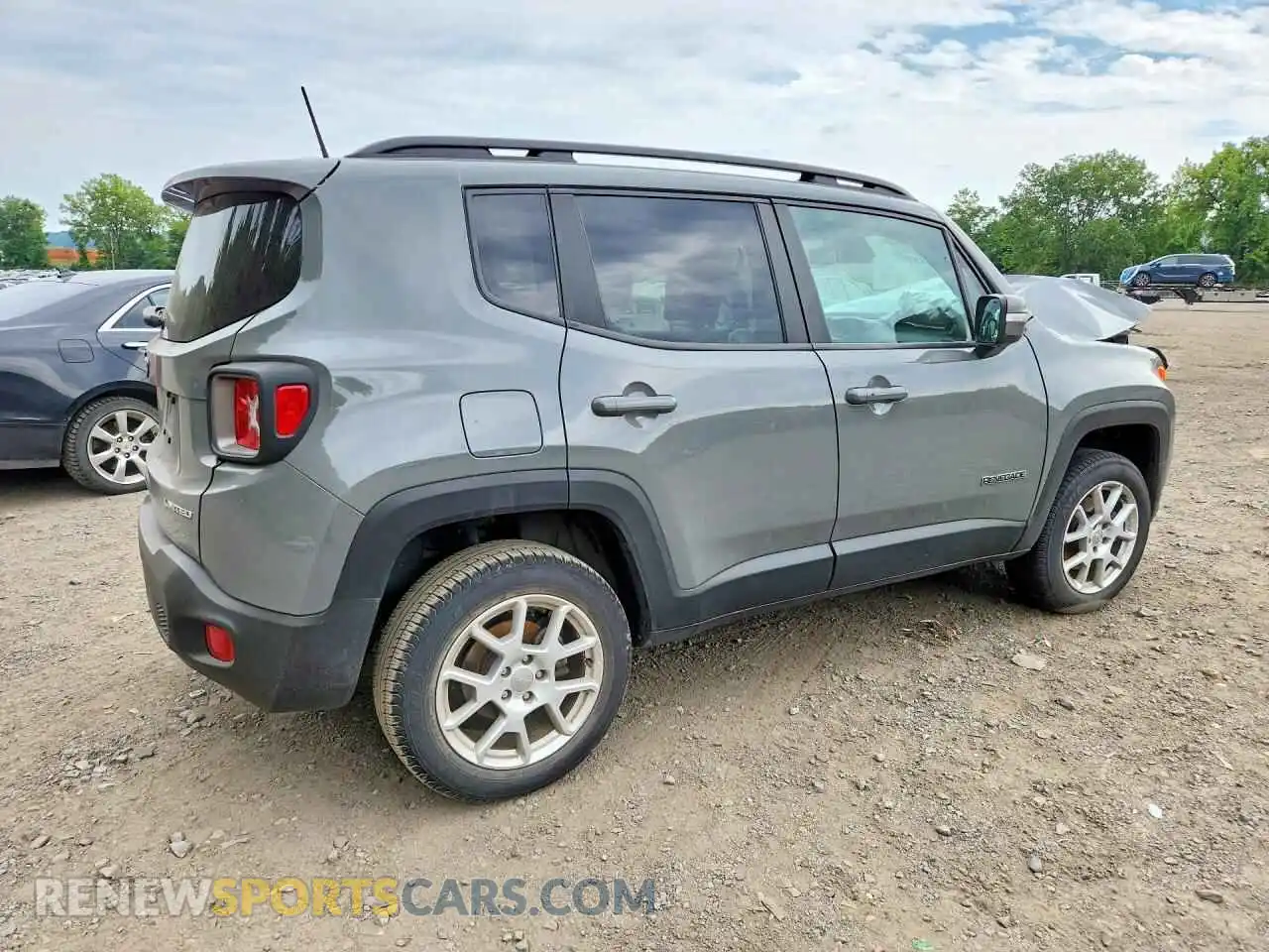 3 Photograph of a damaged car ZACNJDD18MPN33482 JEEP RENEGADE 2021