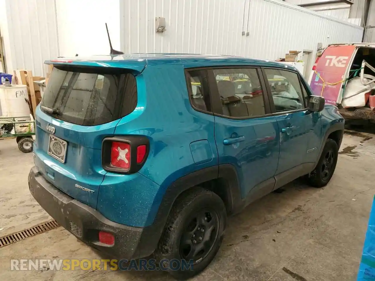 3 Photograph of a damaged car ZACNJDA11NPN65003 JEEP RENEGADE 2022
