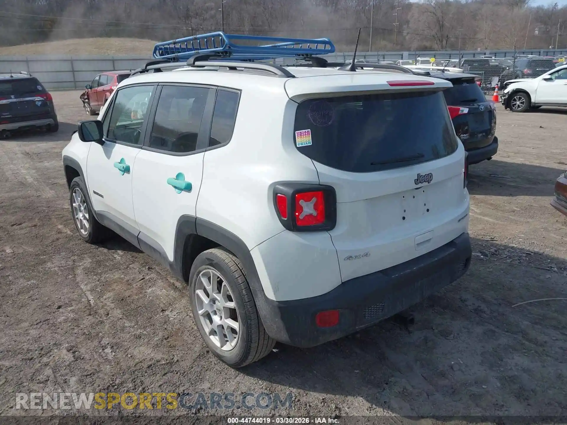 3 Фотография поврежденного автомобиля ZACNJDA17NPN58508 JEEP RENEGADE 2022