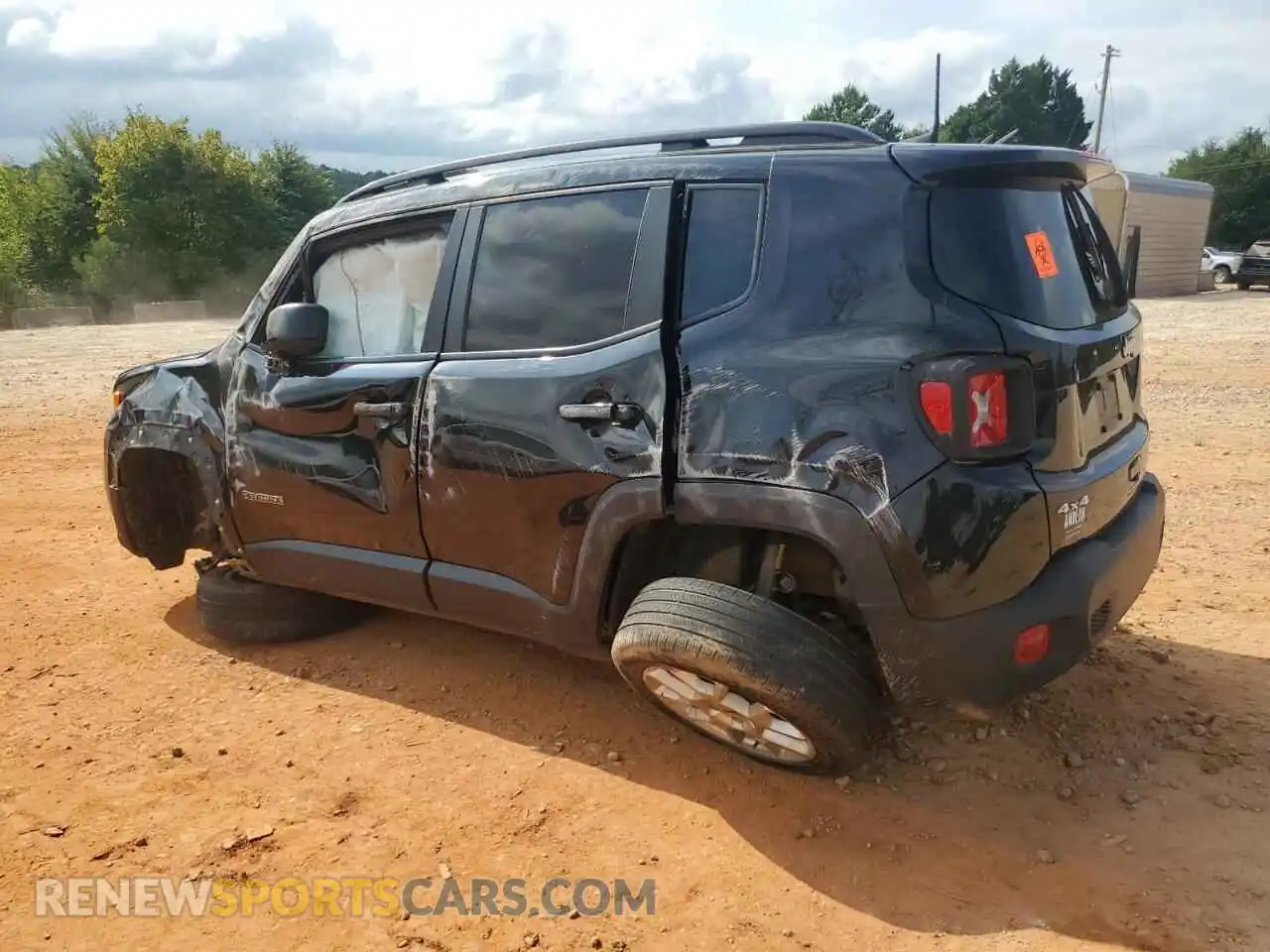 2 Photograph of a damaged car ZACNJDB10NPN86861 JEEP RENEGADE 2022