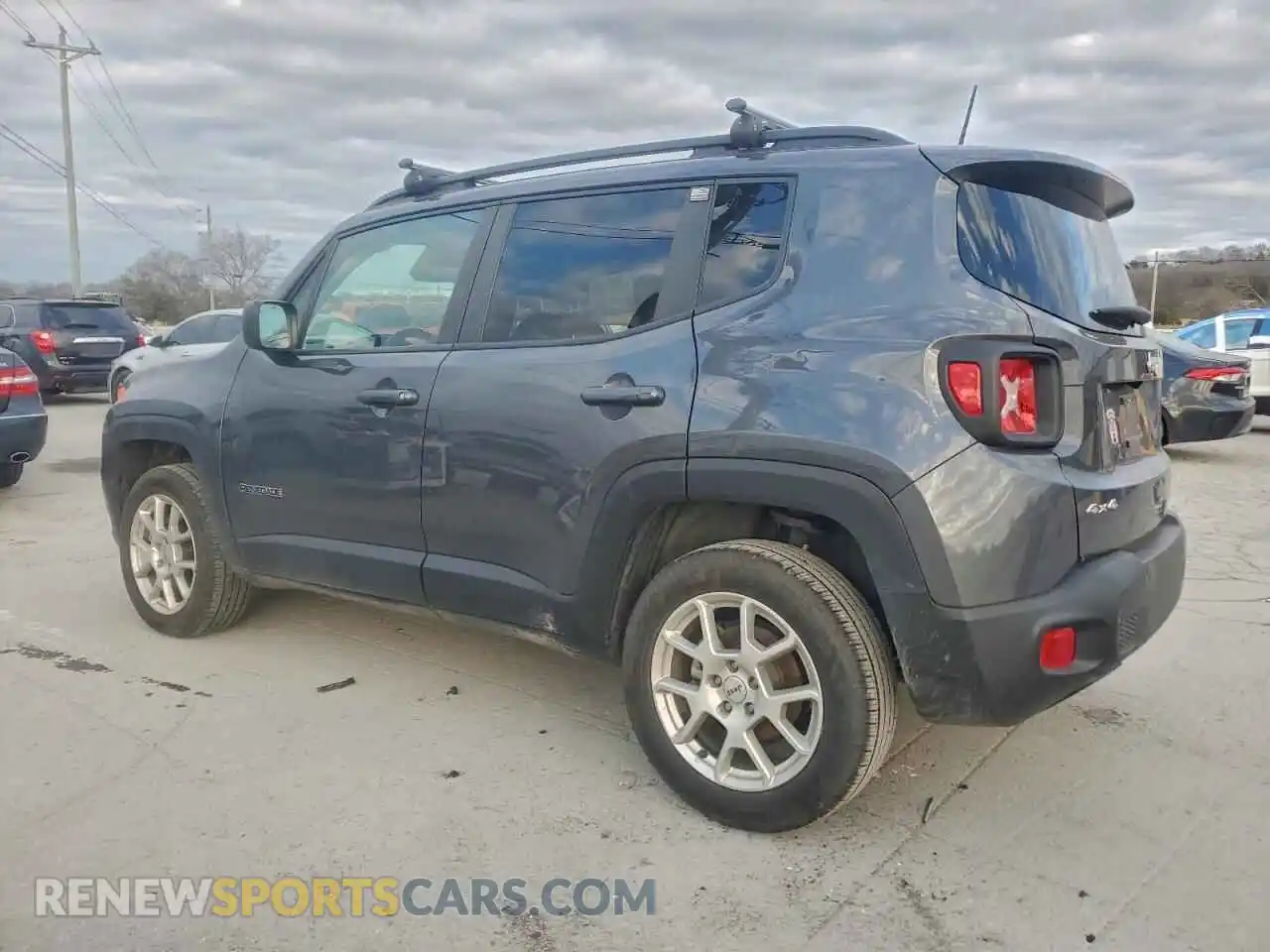 2 Photograph of a damaged car ZACNJDB11NPN61533 JEEP RENEGADE 2022