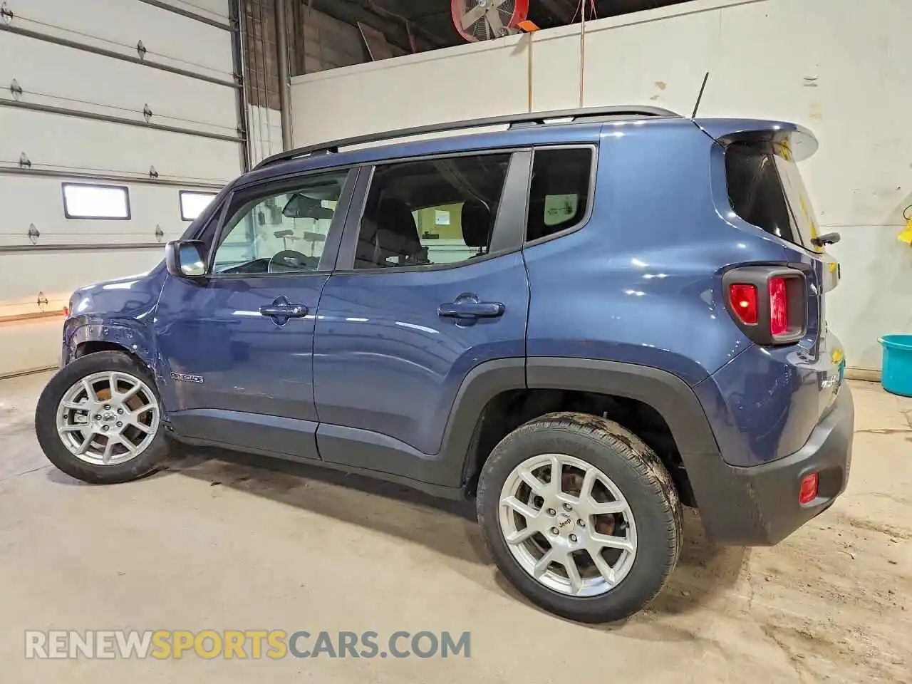 2 Photograph of a damaged car ZACNJDB19NPN57715 JEEP RENEGADE 2022