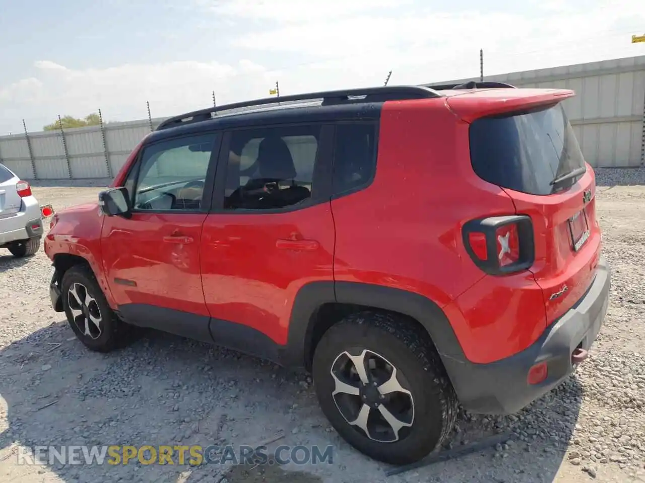 2 Photograph of a damaged car ZACNJDC10NPN86289 JEEP RENEGADE 2022