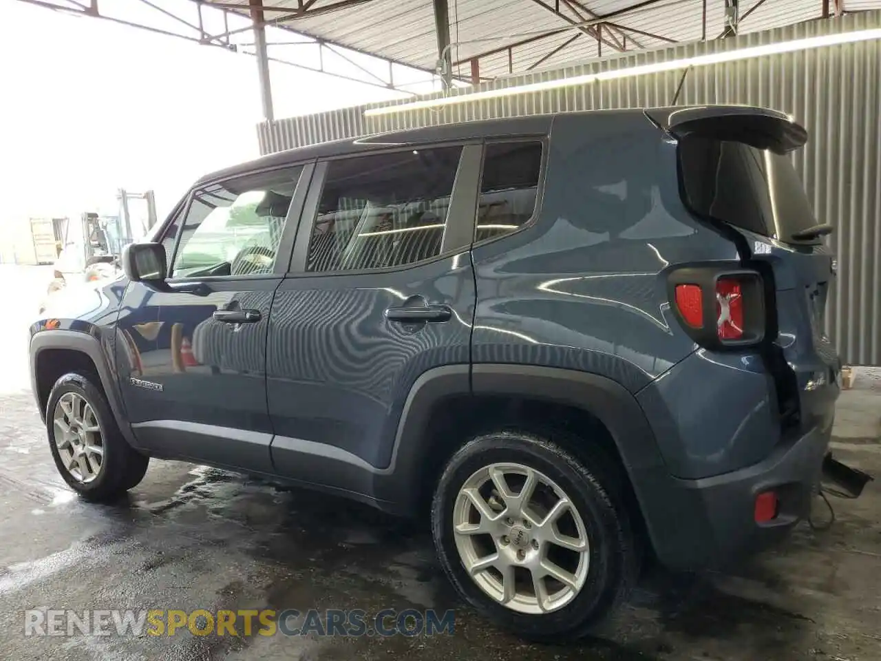 2 fotografías del automóvil dañado ZACNJDB12PPP70699 JEEP RENEGADE 2023