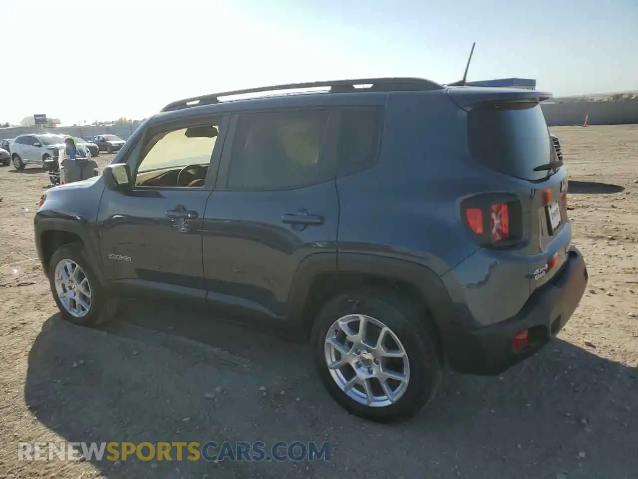 2 fotografías del automóvil dañado ZACNJDB15PPP38913 JEEP RENEGADE 2023