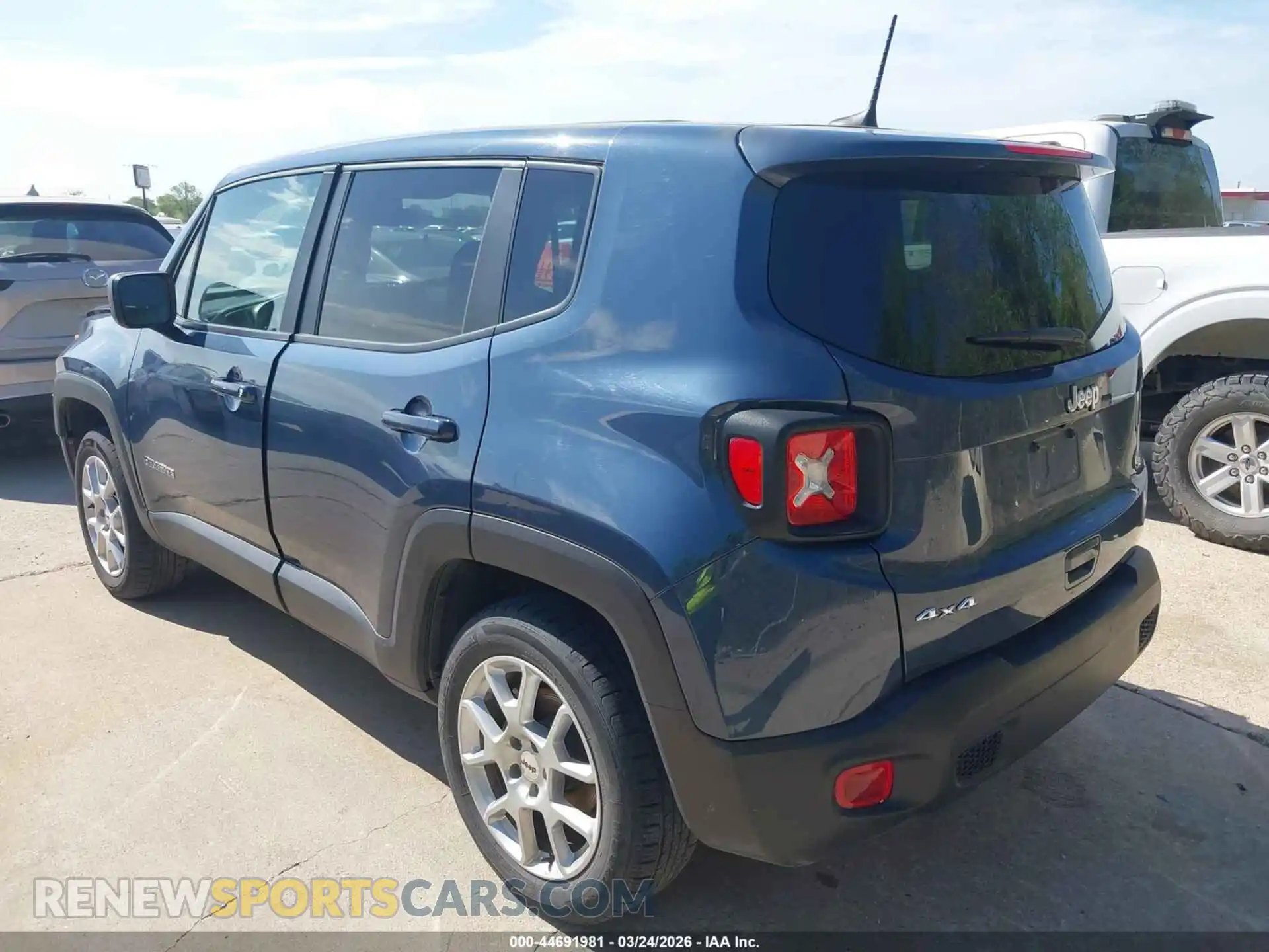 3 Фотография поврежденного автомобиля ZACNJDB1XPPP69879 JEEP RENEGADE 2023