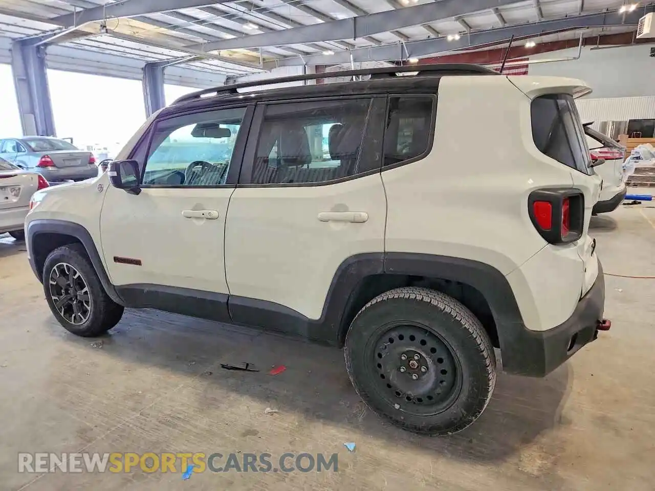 2 Photograph of a damaged car ZACNJDC19PPP24740 JEEP RENEGADE 2023
