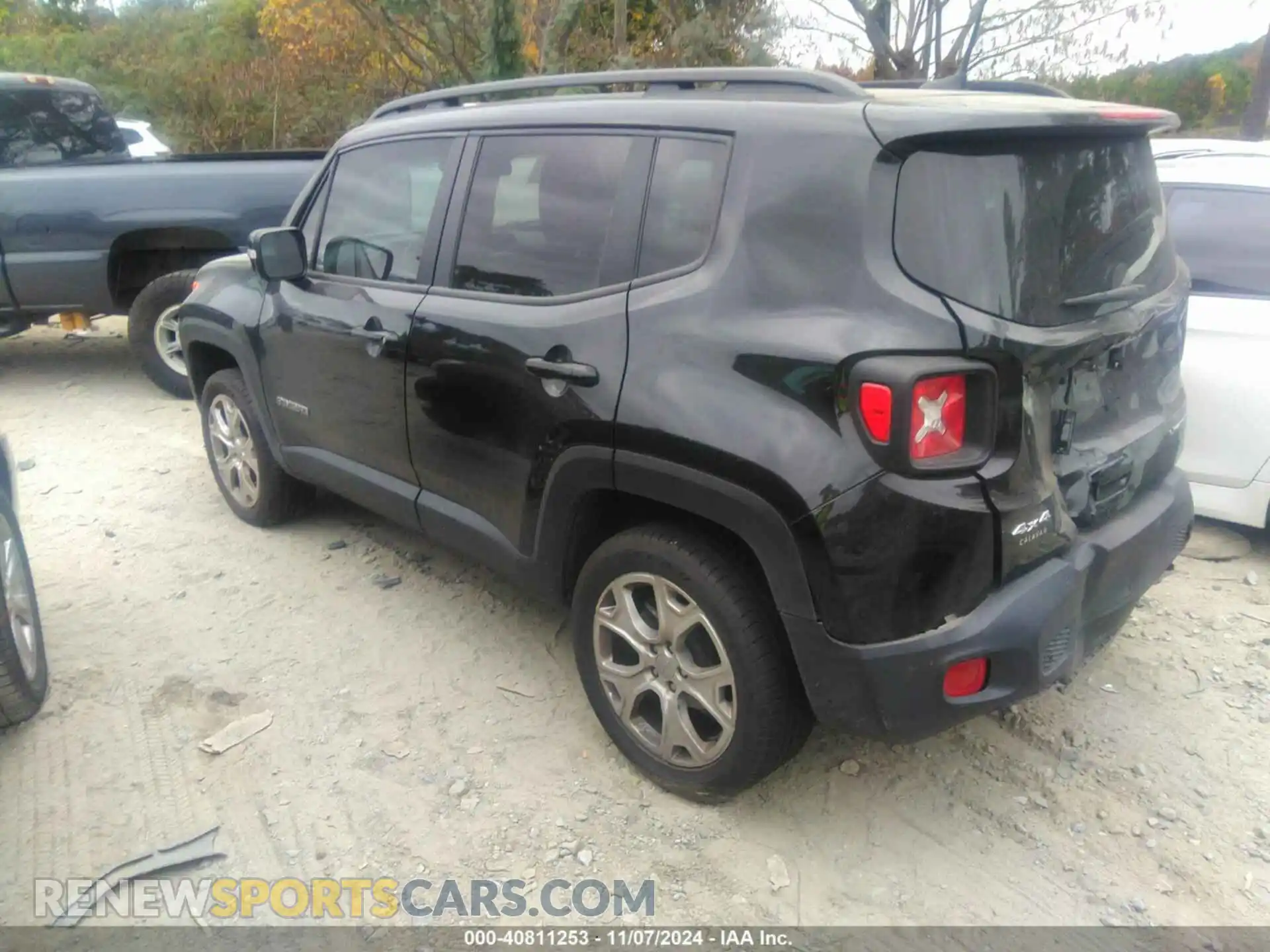 3 Photograph of a damaged car ZACNJDD16PPP15766 JEEP RENEGADE 2023