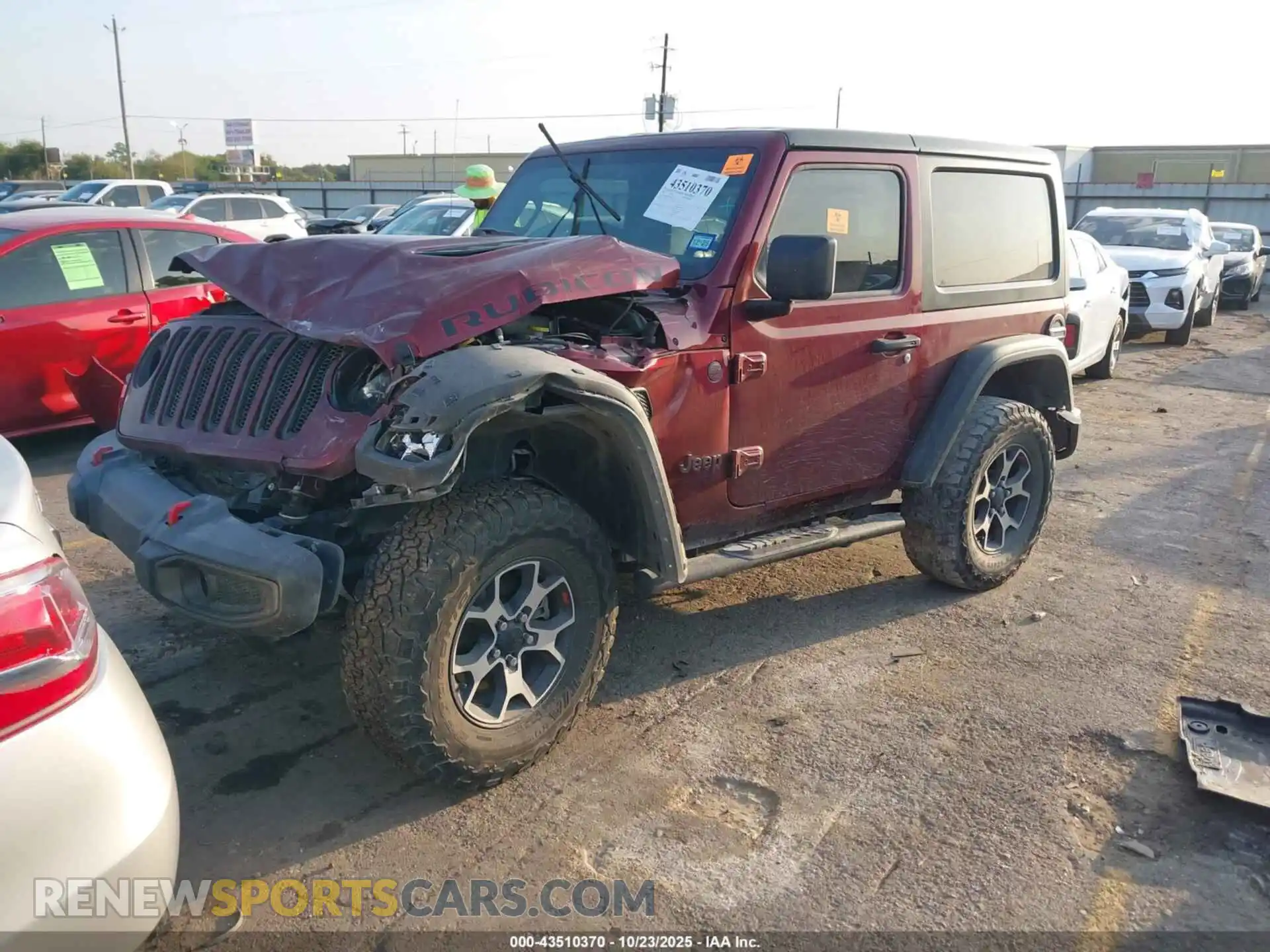 2 Photograph of a damaged car 1C4HJXCG3MW772822 JEEP WRANGLER 2021