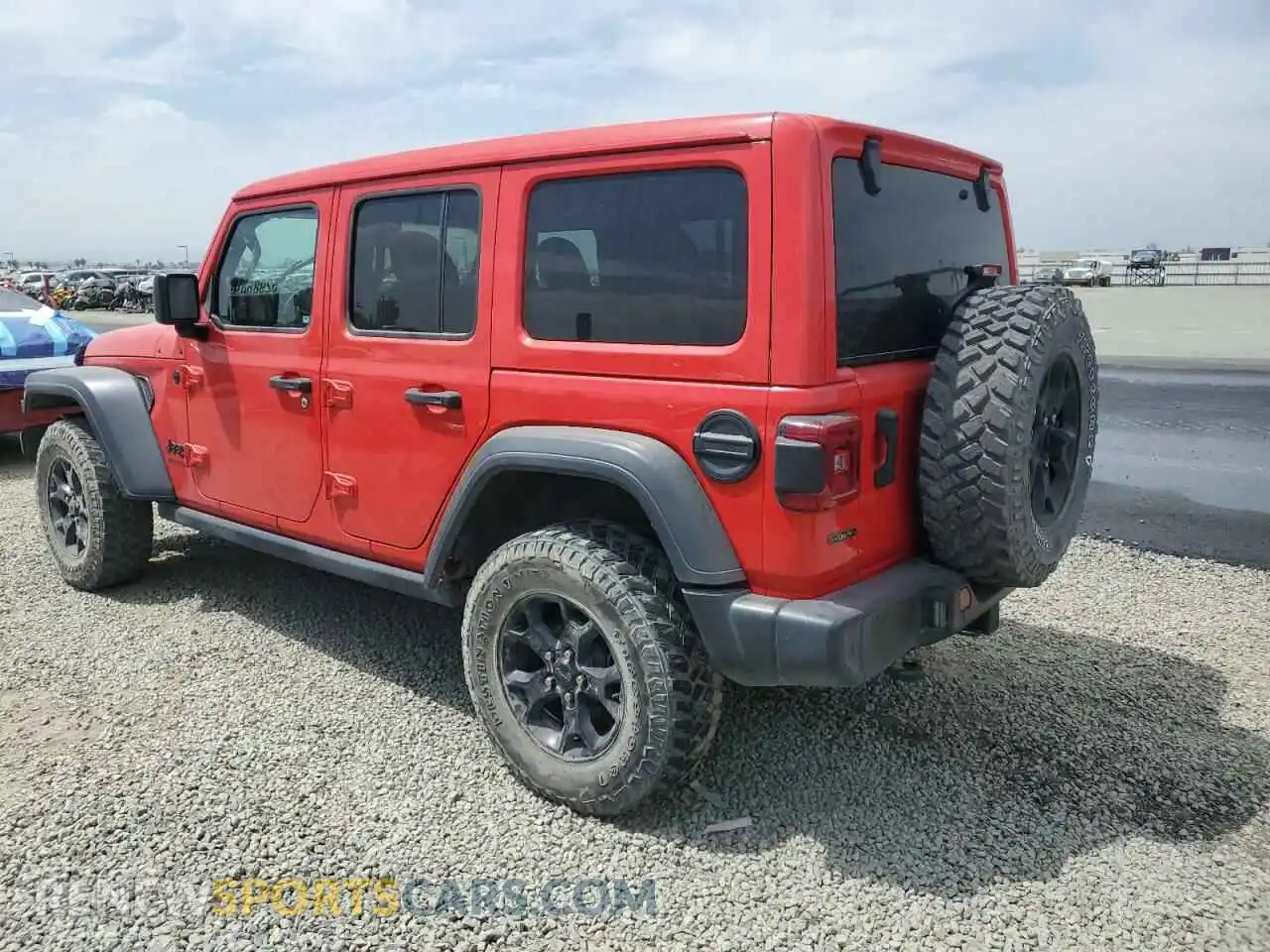 2 fotografías del automóvil dañado 1C4HJXDM8MW603982 JEEP WRANGLER 2021
