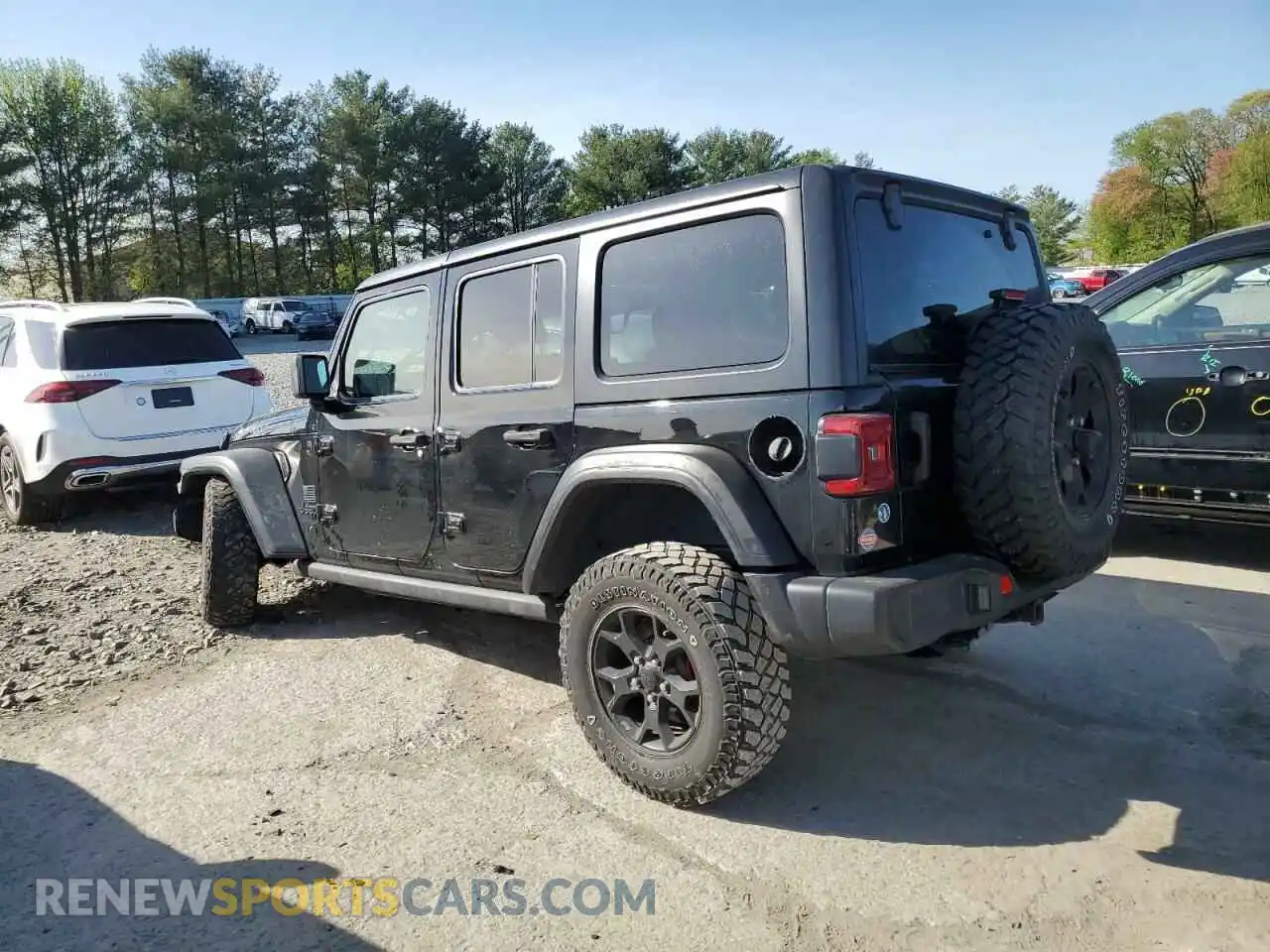 2 Photograph of a damaged car 1C4HJXDN1MW816202 JEEP WRANGLER 2021