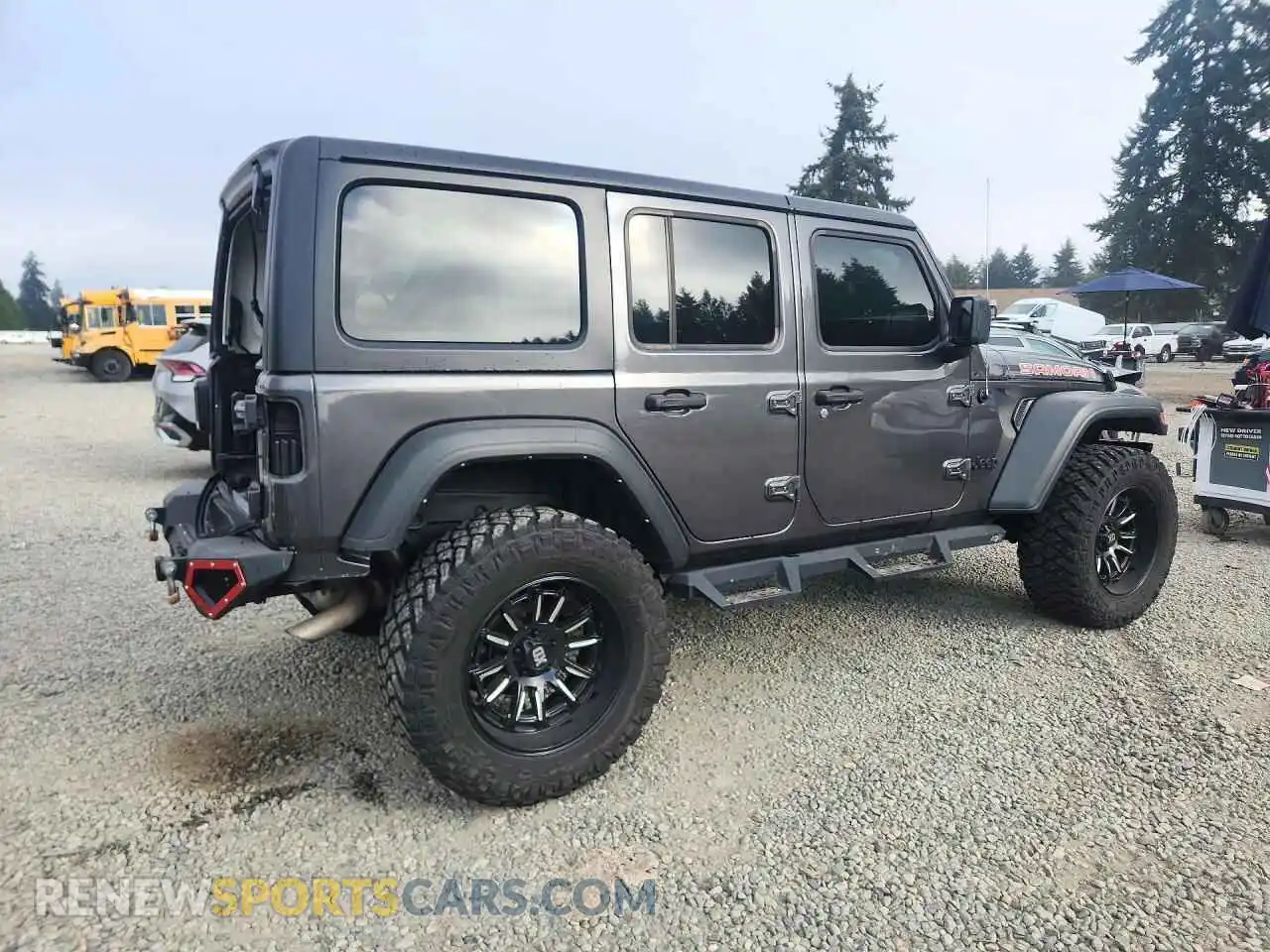 3 Photograph of a damaged car 1C4HJXDN2MW786532 JEEP WRANGLER 2021