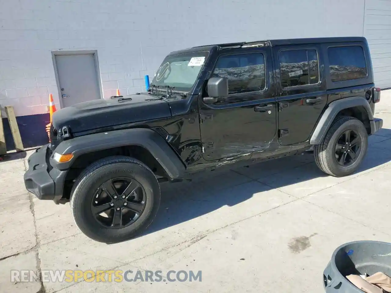 1 Photograph of a damaged car 1C4HJXDN2MW816399 JEEP WRANGLER 2021