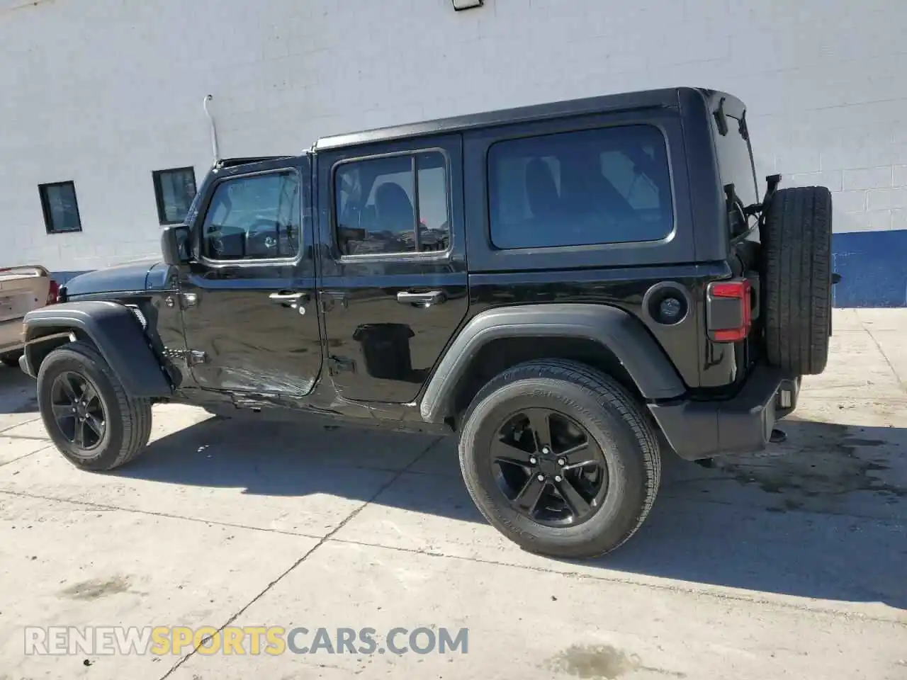 2 Photograph of a damaged car 1C4HJXDN2MW816399 JEEP WRANGLER 2021