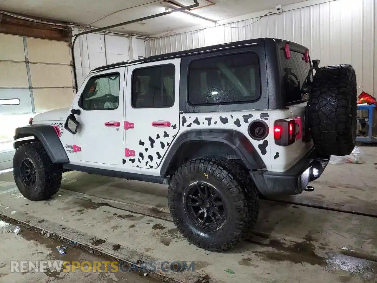 2 Photograph of a damaged car 1C4HJXDN4MW504830 JEEP WRANGLER 2021