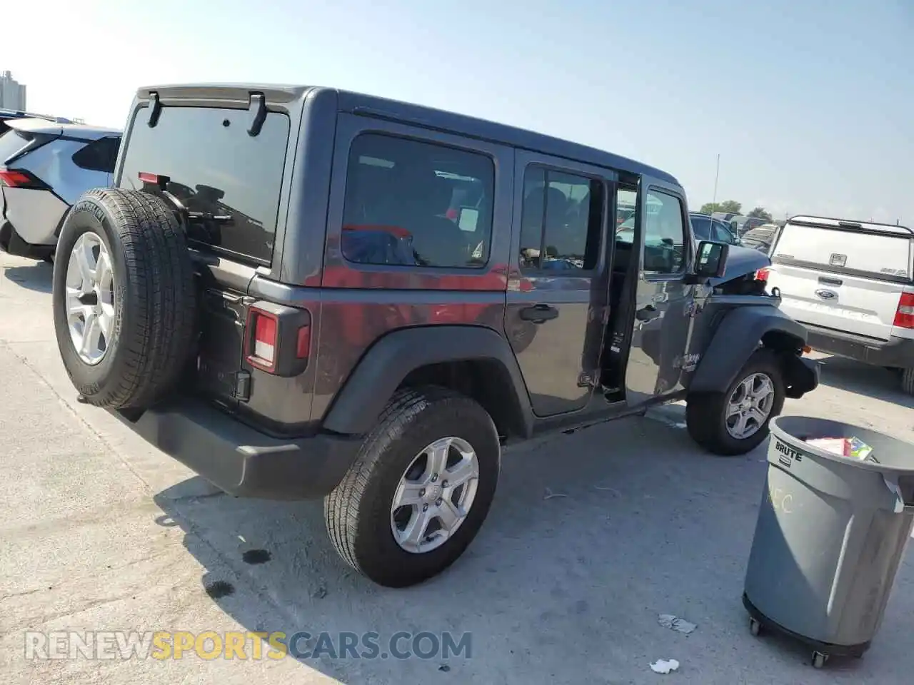 3 Photograph of a damaged car 1C4HJXDN5MW515187 JEEP WRANGLER 2021