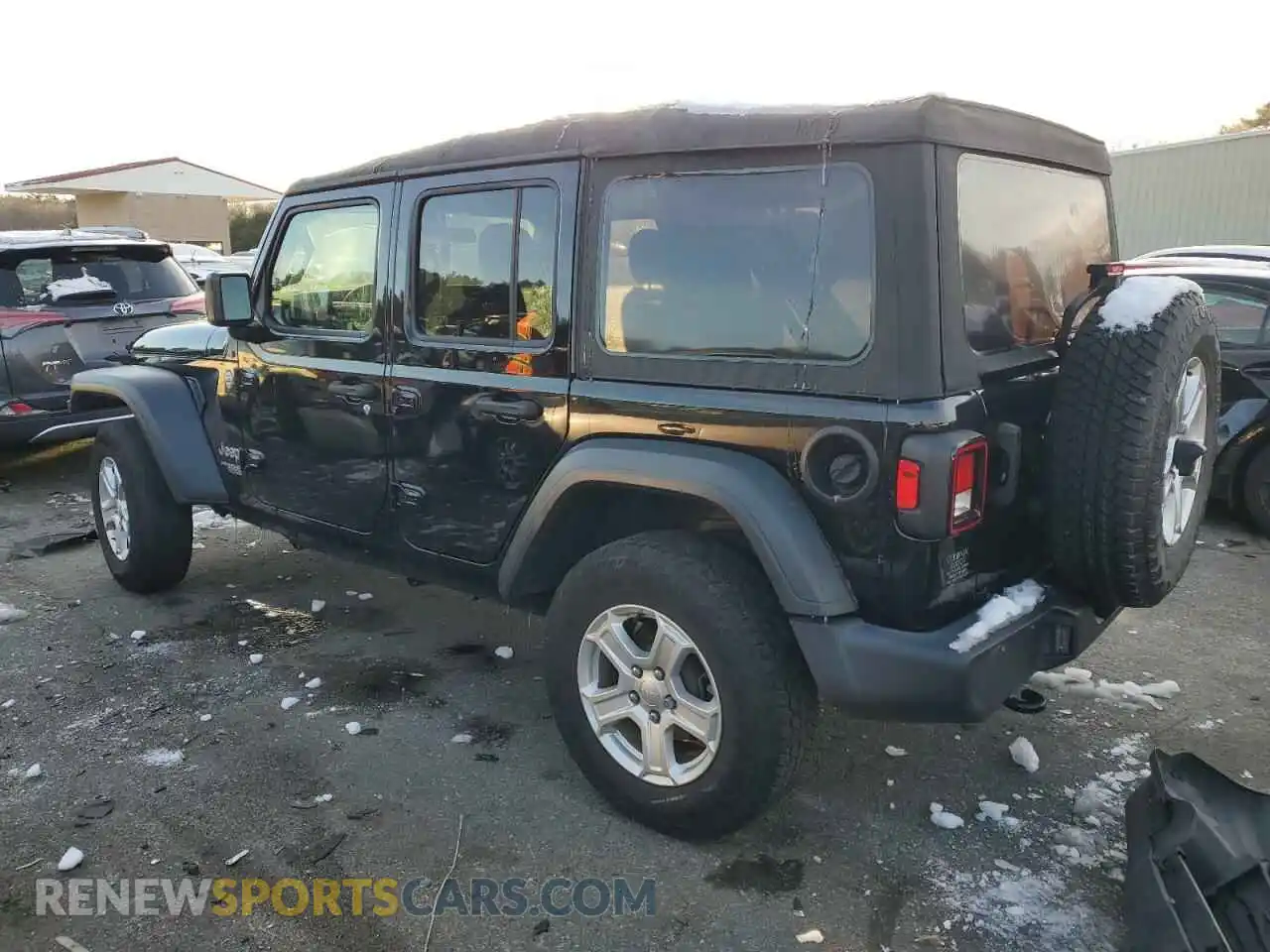 2 Photograph of a damaged car 1C4HJXDN8MW526846 JEEP WRANGLER 2021