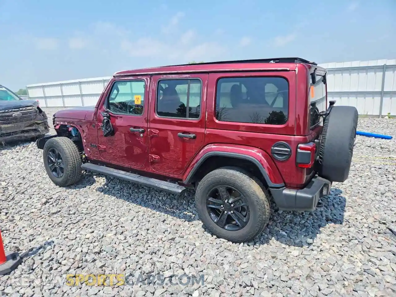 2 Photograph of a damaged car 1C4HJXEG3MW613876 JEEP WRANGLER 2021