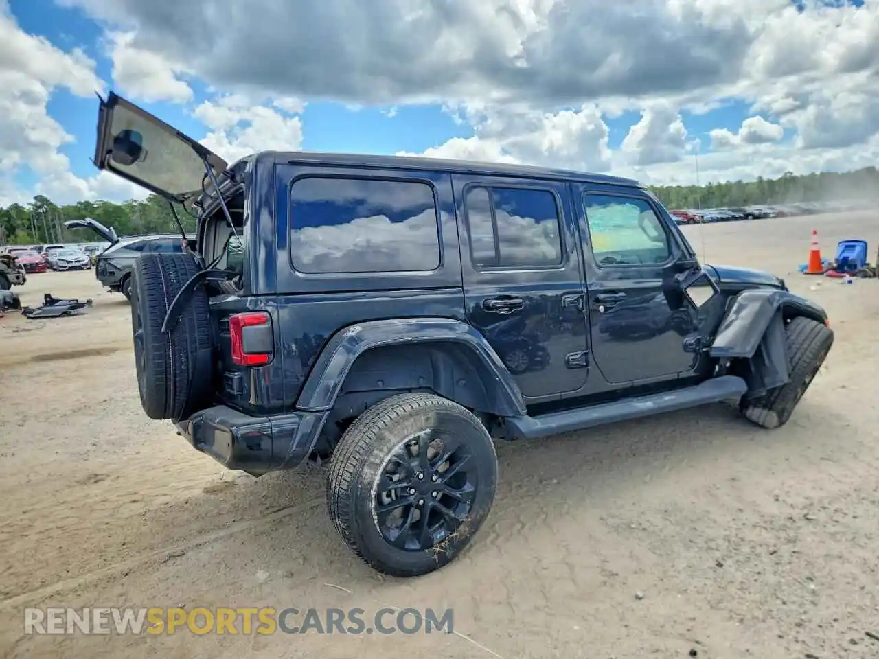 3 Photograph of a damaged car 1C4HJXEM2MW772748 JEEP WRANGLER 2021