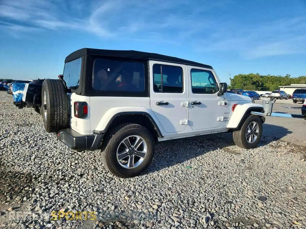 3 Photograph of a damaged car 1C4HJXEN9MW715598 JEEP WRANGLER 2021