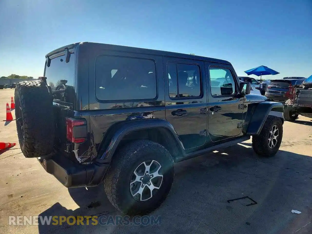 3 Photograph of a damaged car 1C4HJXFG0MW589924 JEEP WRANGLER 2021