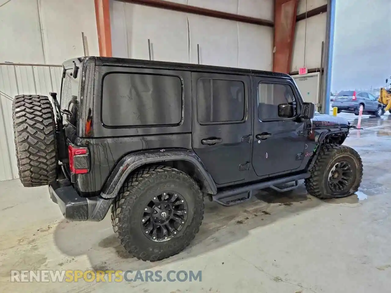 3 Photograph of a damaged car 1C4HJXFG2MW565043 JEEP WRANGLER 2021