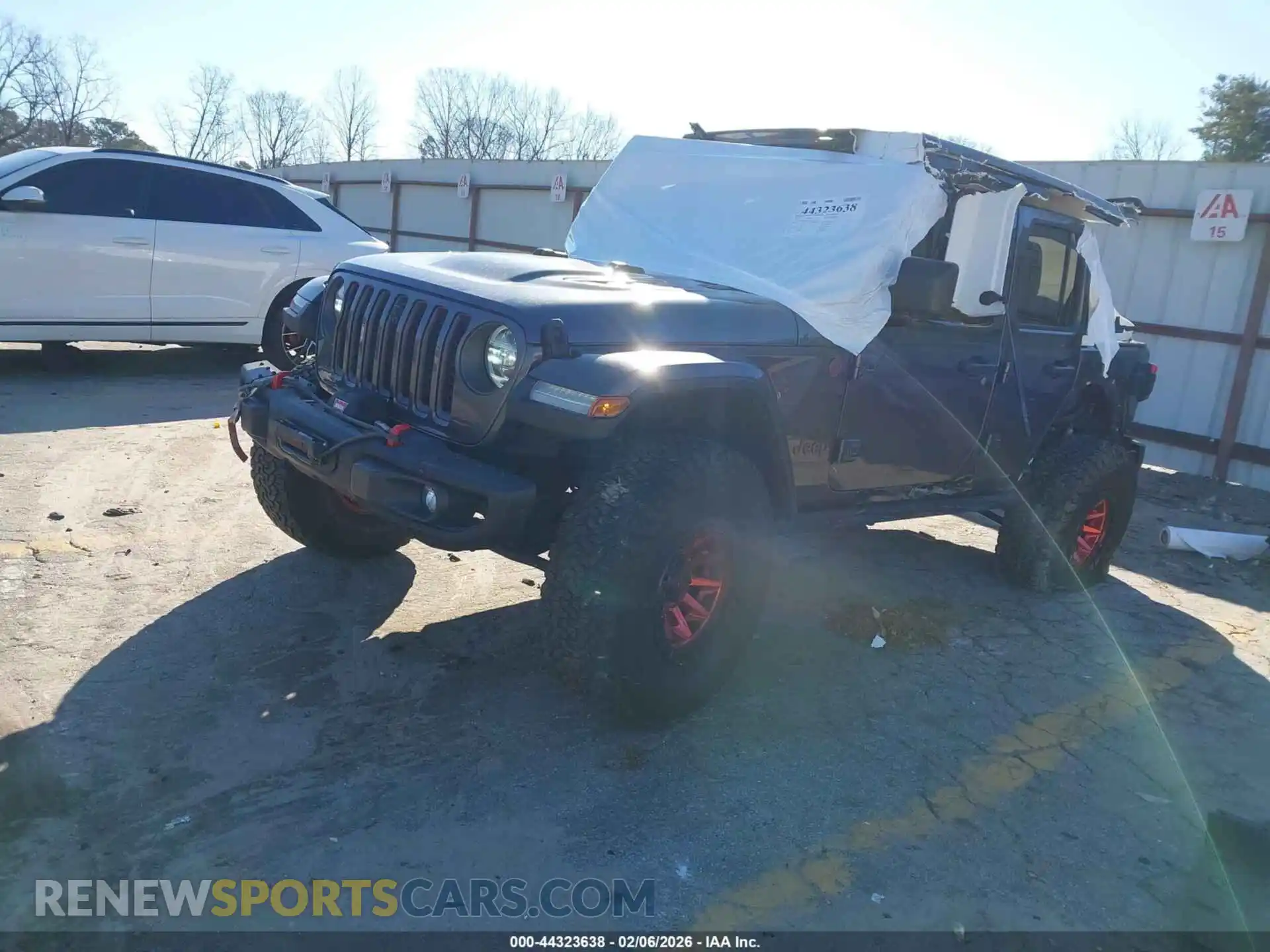 2 Photograph of a damaged car 1C4HJXFG7MW531034 JEEP WRANGLER 2021