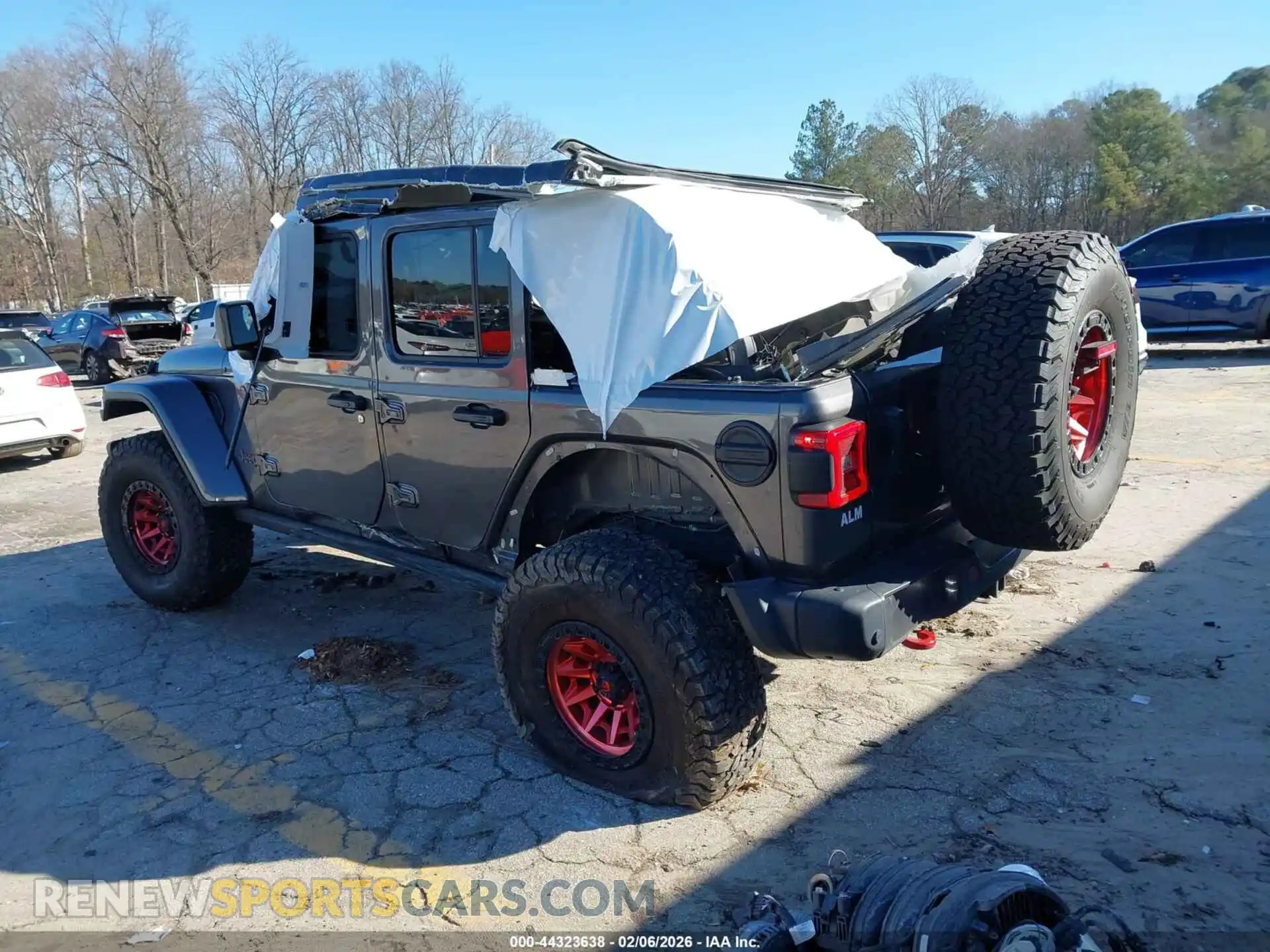 3 Photograph of a damaged car 1C4HJXFG7MW531034 JEEP WRANGLER 2021
