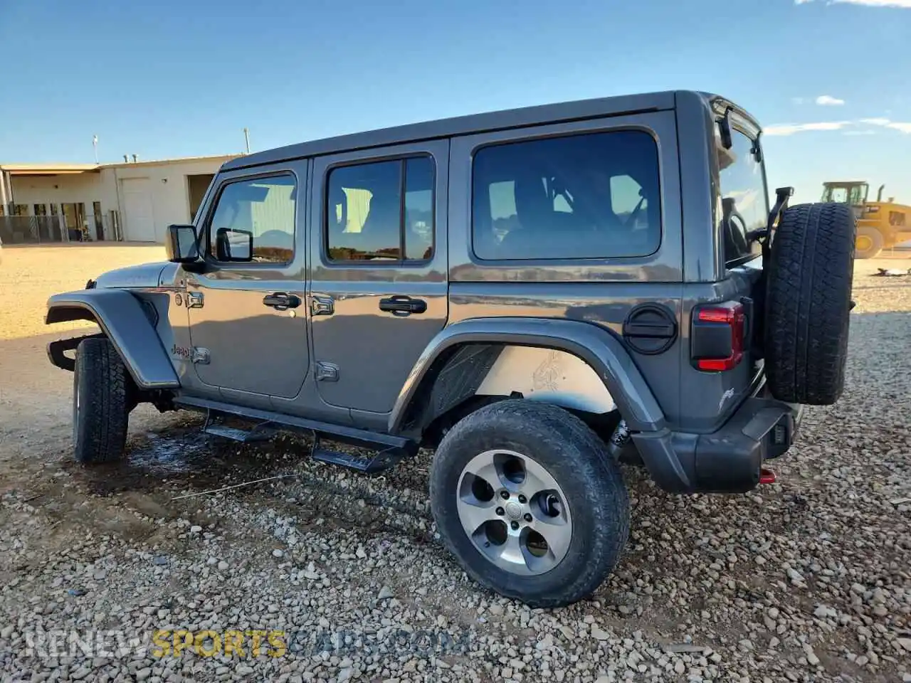 2 Photograph of a damaged car 1C4HJXFGXMW568482 JEEP WRANGLER 2021