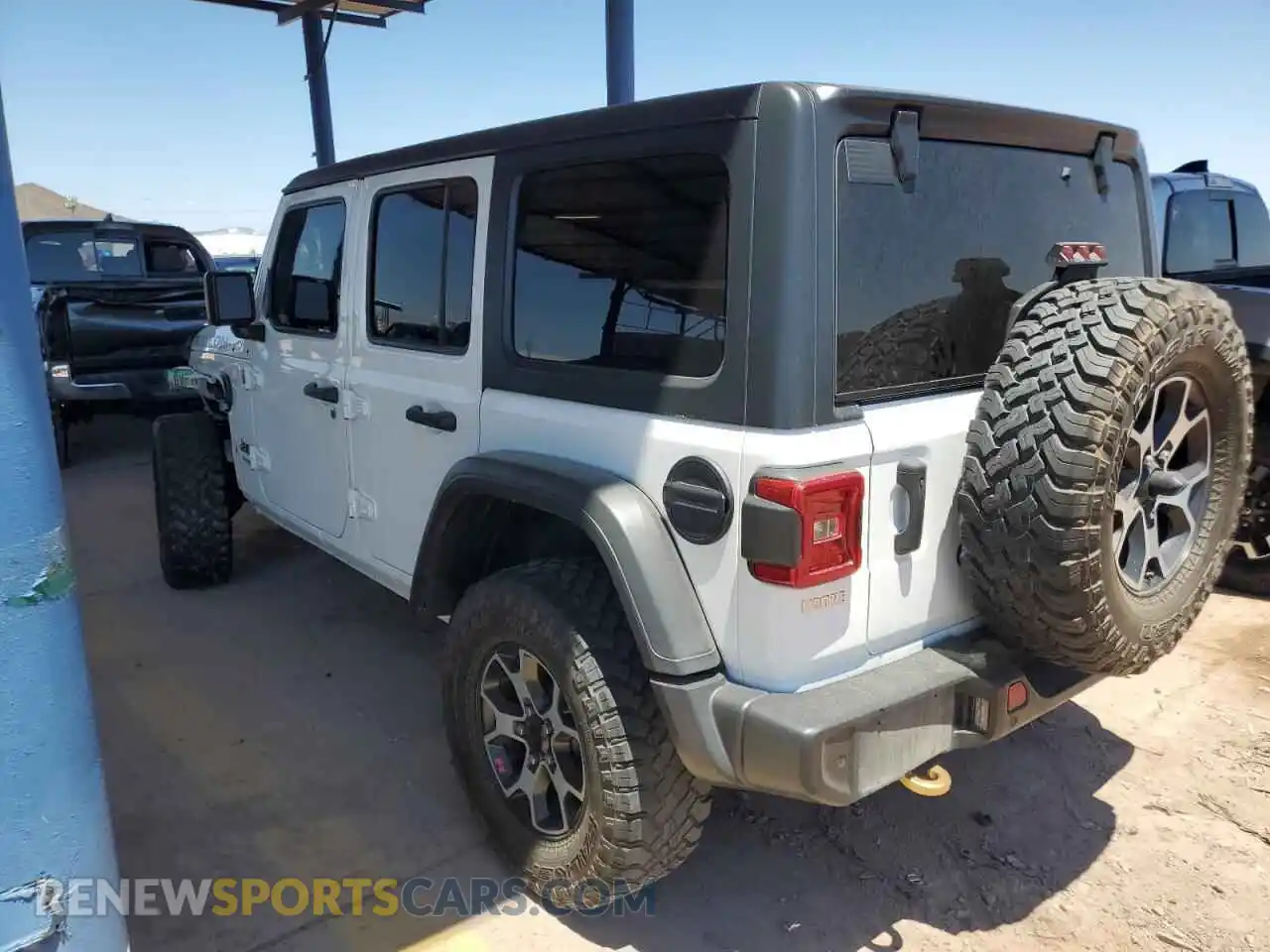 2 Photograph of a damaged car 1C4HJXFN2MW656294 JEEP WRANGLER 2021