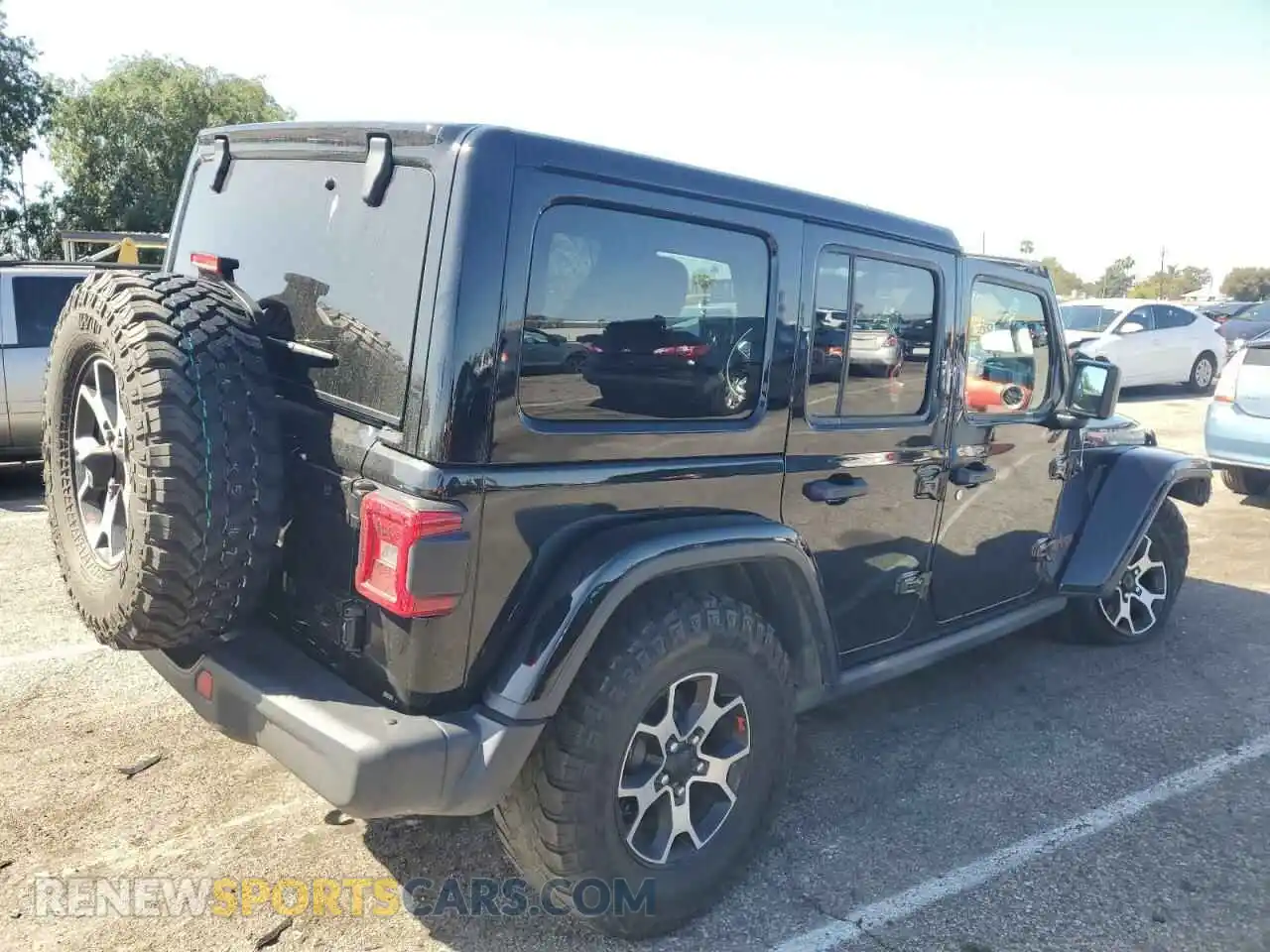 3 Photograph of a damaged car 1C4JJXFM0MW528029 JEEP WRANGLER 2021