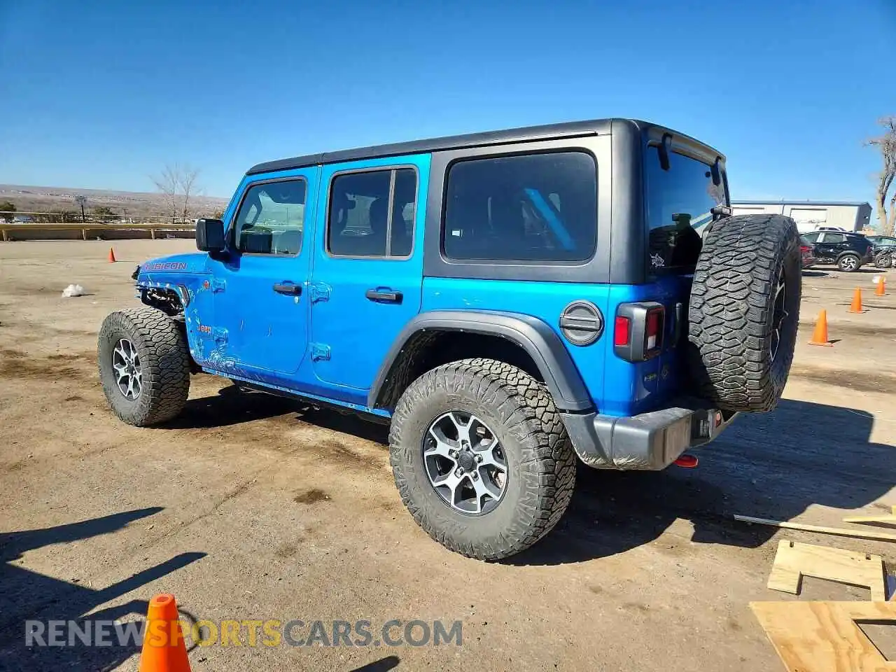 2 Photograph of a damaged car 1C4JJXFM6MW818050 JEEP WRANGLER 2021