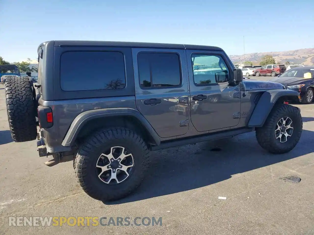 3 Photograph of a damaged car 1C4JJXFM9MW524027 JEEP WRANGLER 2021