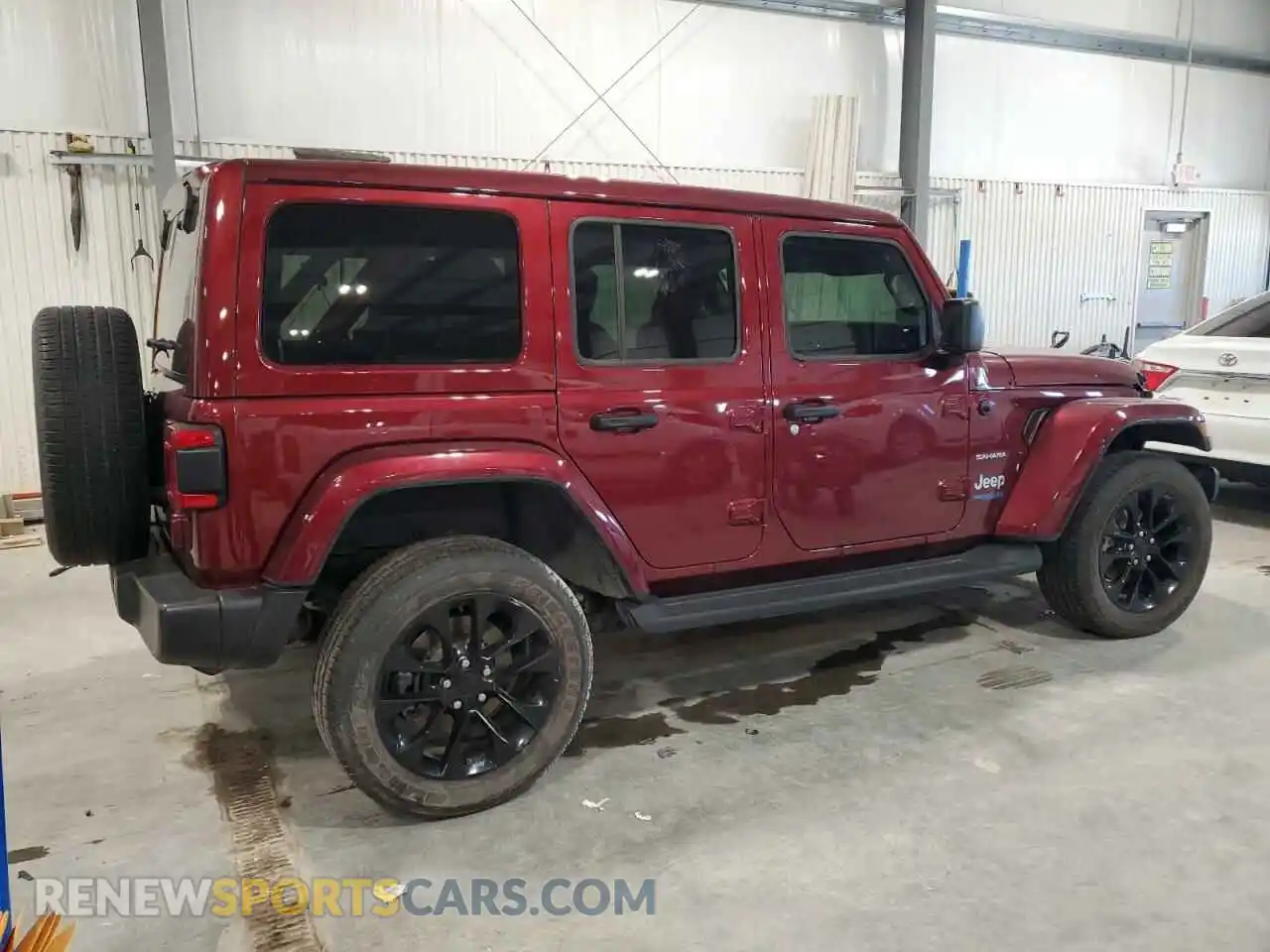 3 Photograph of a damaged car 1C4JJXP63MW684811 JEEP WRANGLER 2021