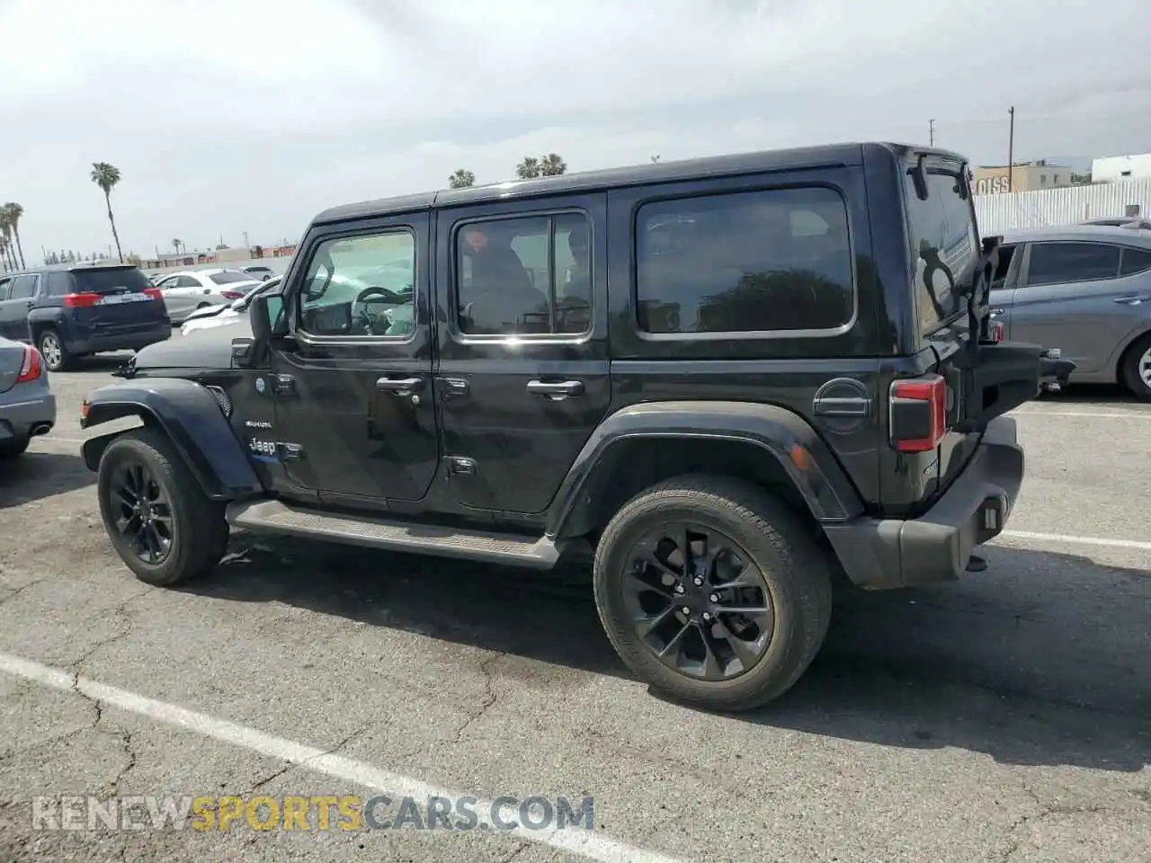 2 fotografías del automóvil dañado 1C4JJXP64MW855629 JEEP WRANGLER 2021