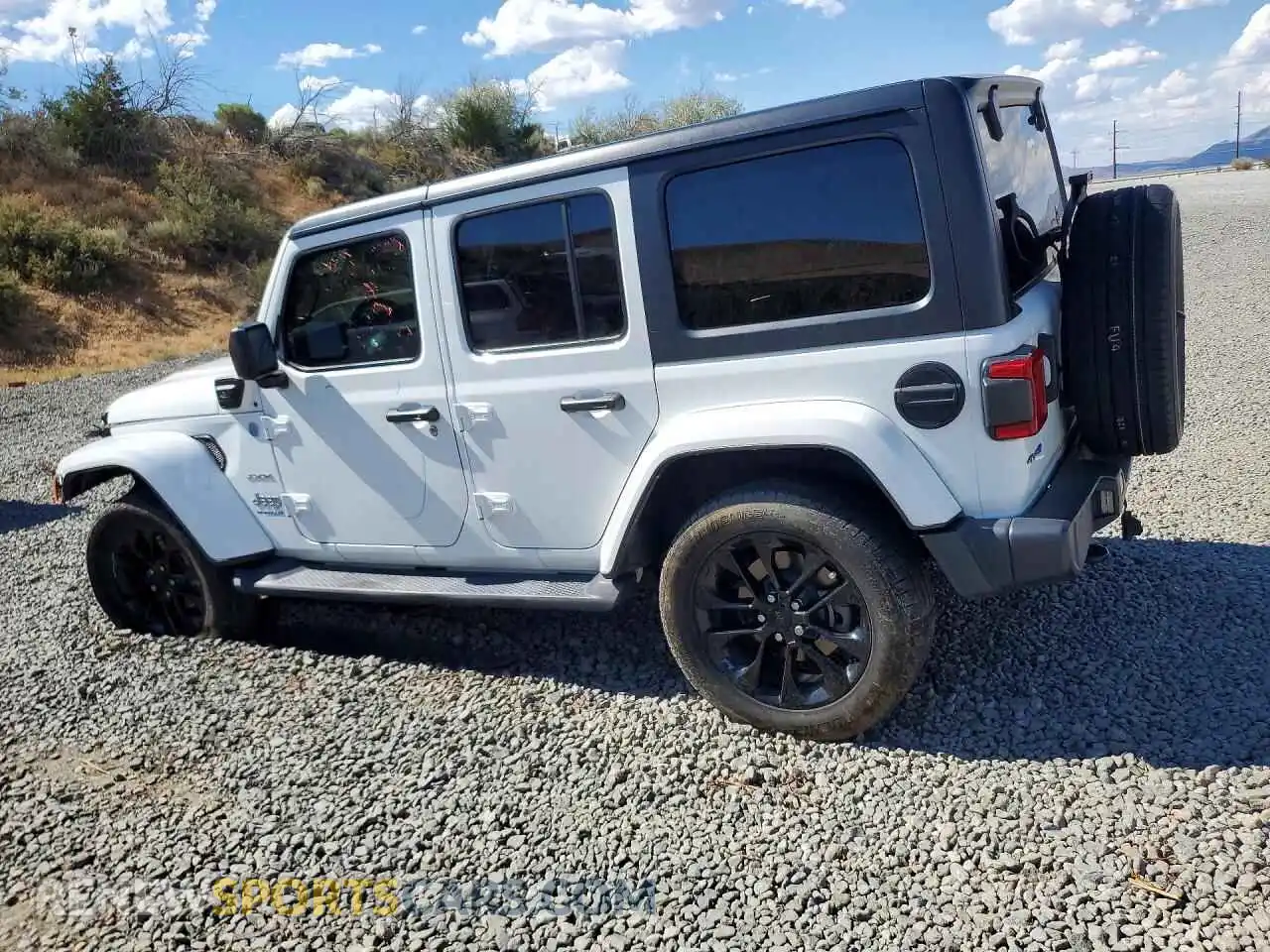 2 fotografías del automóvil dañado 1C4JJXP68MW766078 JEEP WRANGLER 2021