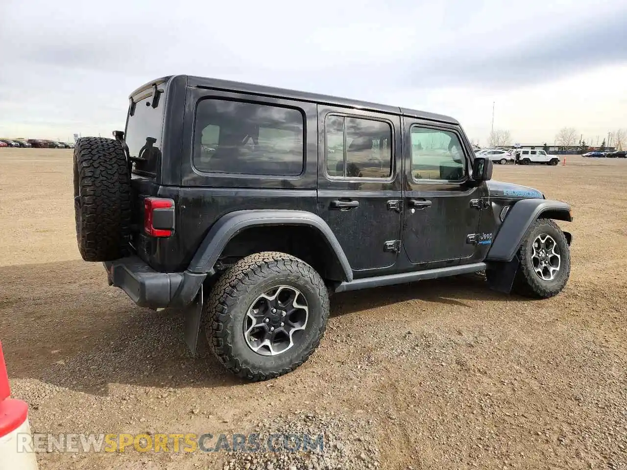 3 Photograph of a damaged car 1C4JJXR66MW644882 JEEP WRANGLER 2021