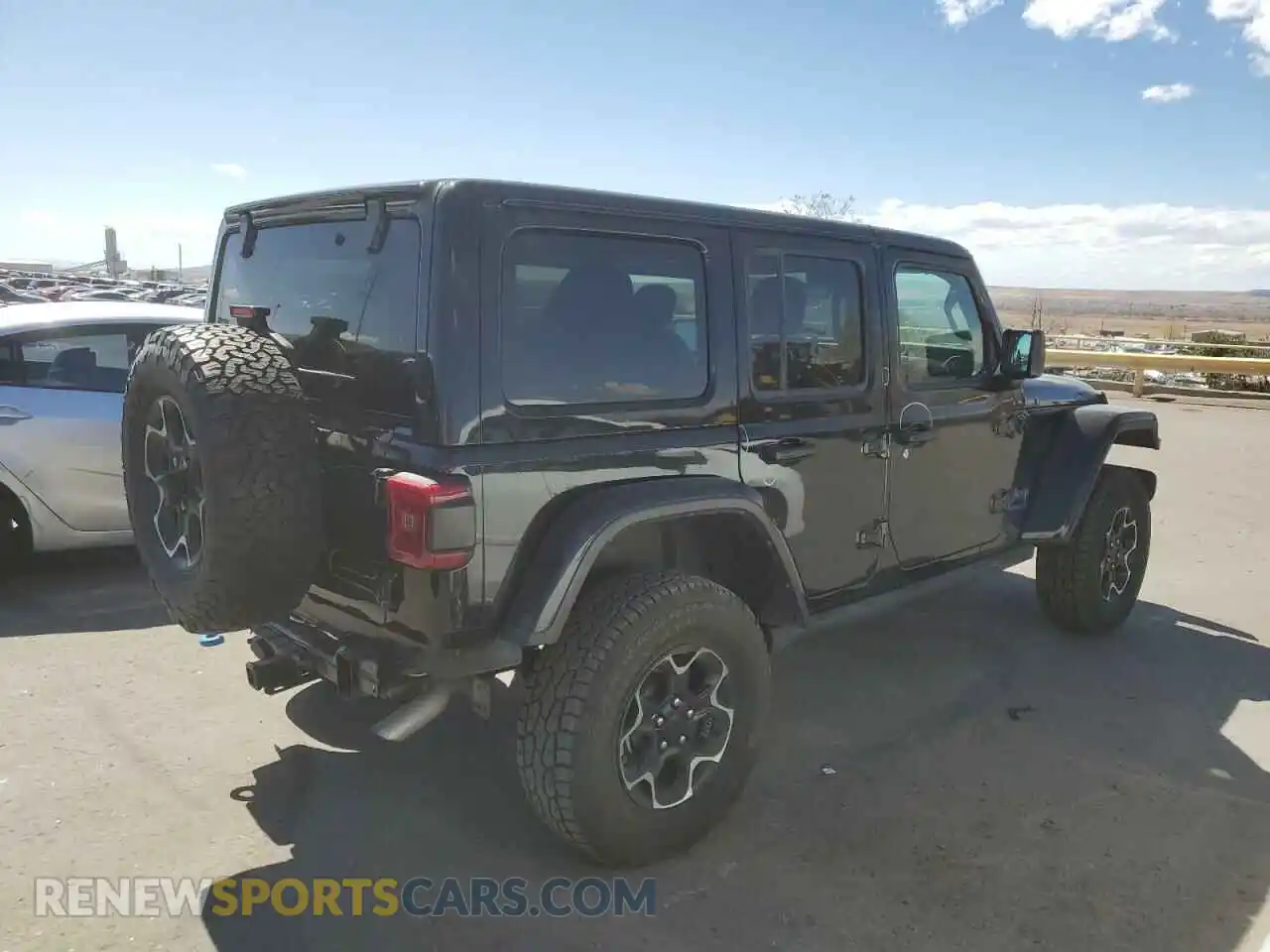 3 Photograph of a damaged car 1C4JJXR69MW676421 JEEP WRANGLER 2021