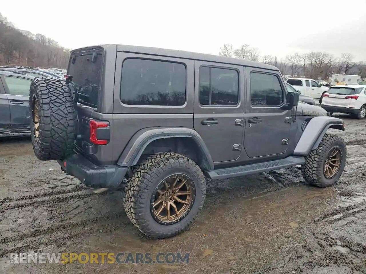 3 Photograph of a damaged car 1C4JJXSJ9MW735921 JEEP WRANGLER 2021