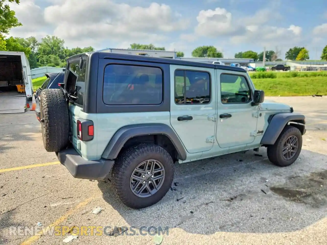 3 Фотография поврежденного автомобиля 1C4PJXDN1RW110835 JEEP WRANGLER 2024