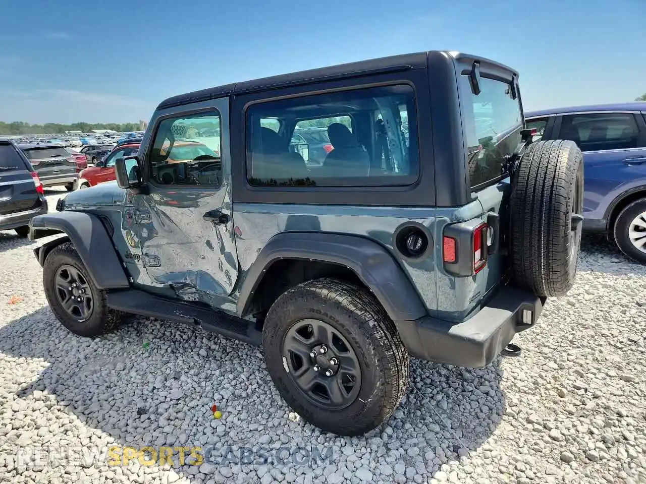 2 fotografías del automóvil dañado 1C4PJXAN0SW542505 JEEP WRANGLER 2025